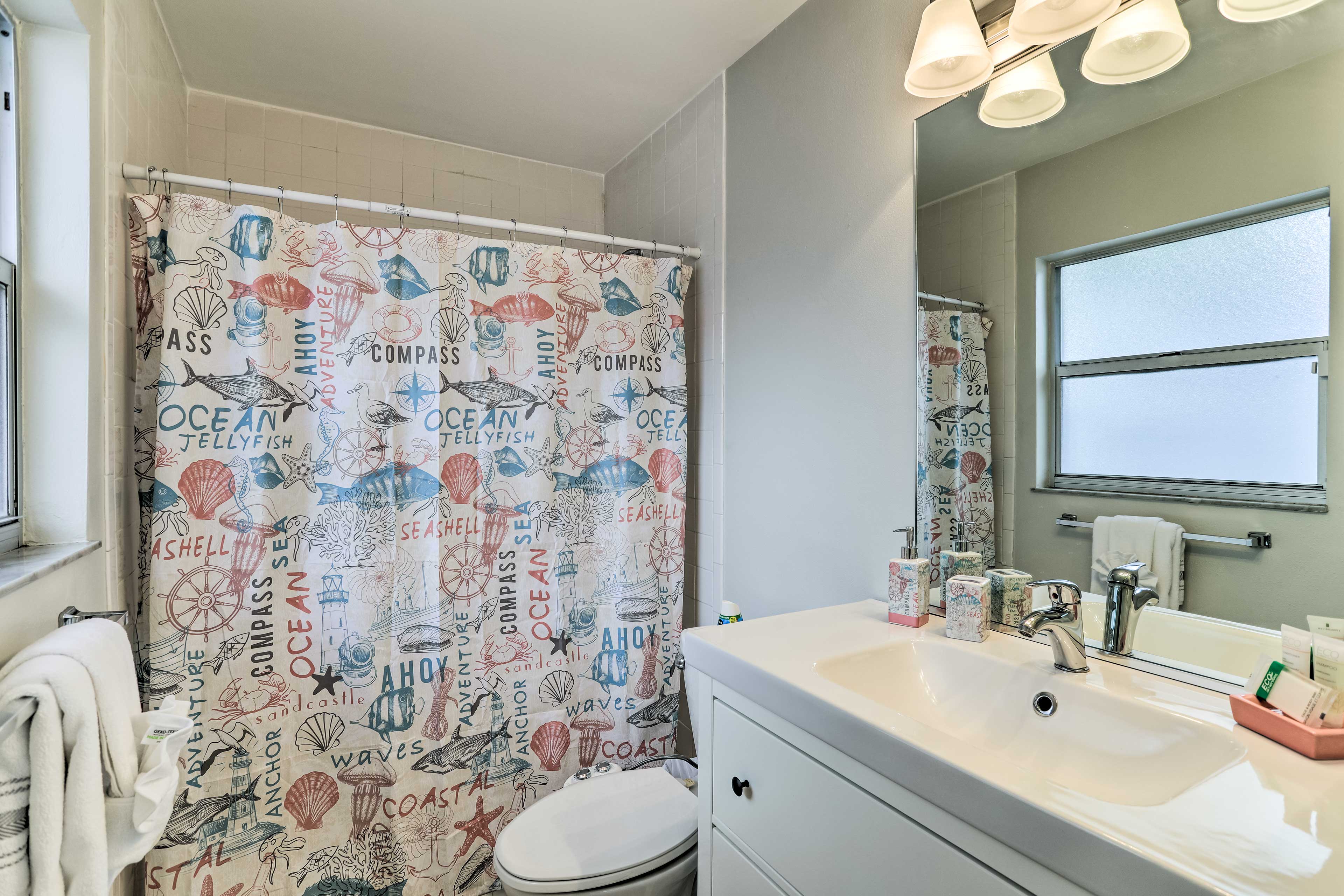 Full En-Suite Bathroom | Complimentary Toiletries