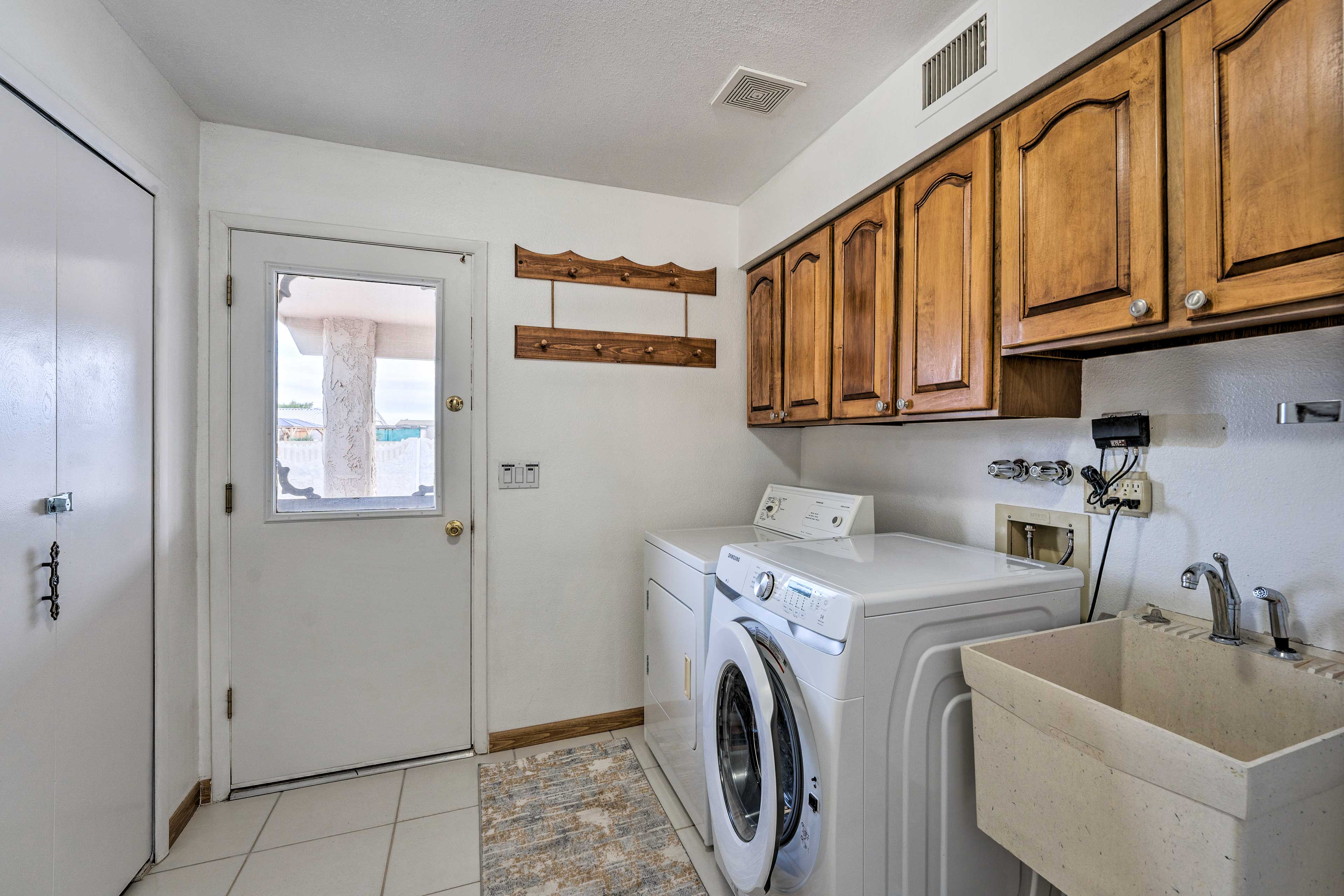 Laundry Area | Detergent Provided