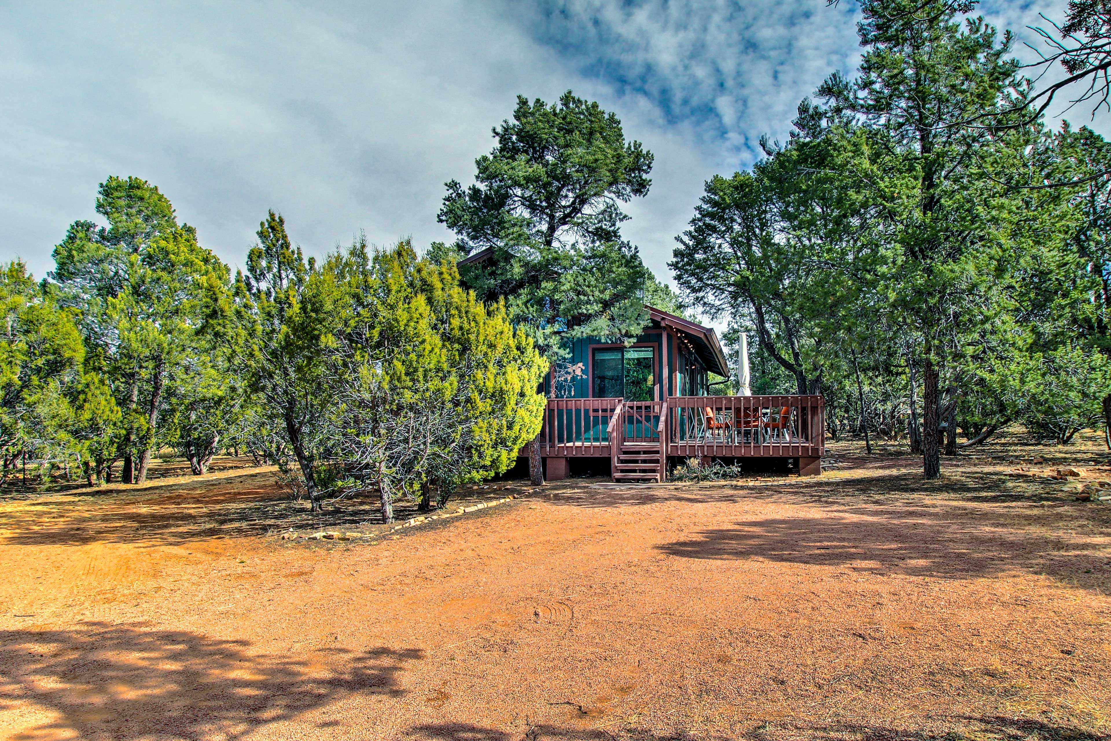 Parking | Driveway (3 Vehicles) | Trailer Parking Allowed On-Site