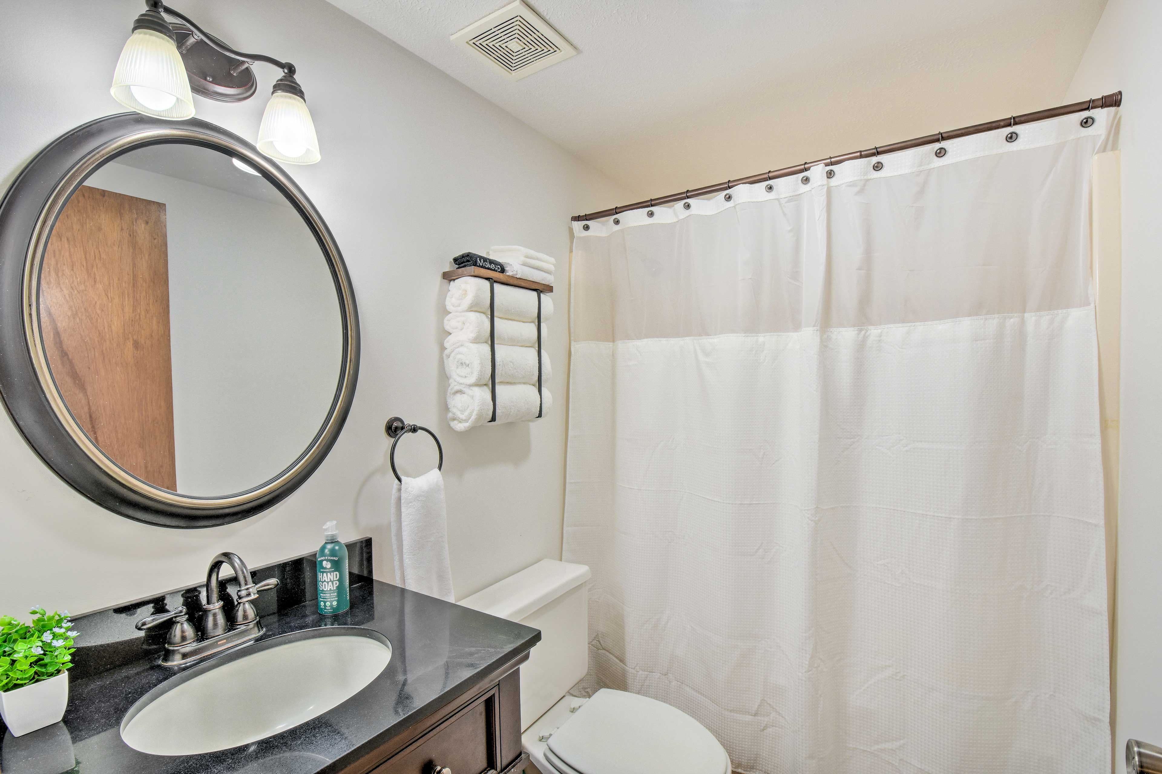 Bathroom | Towels Provided | Complimentary Toiletries