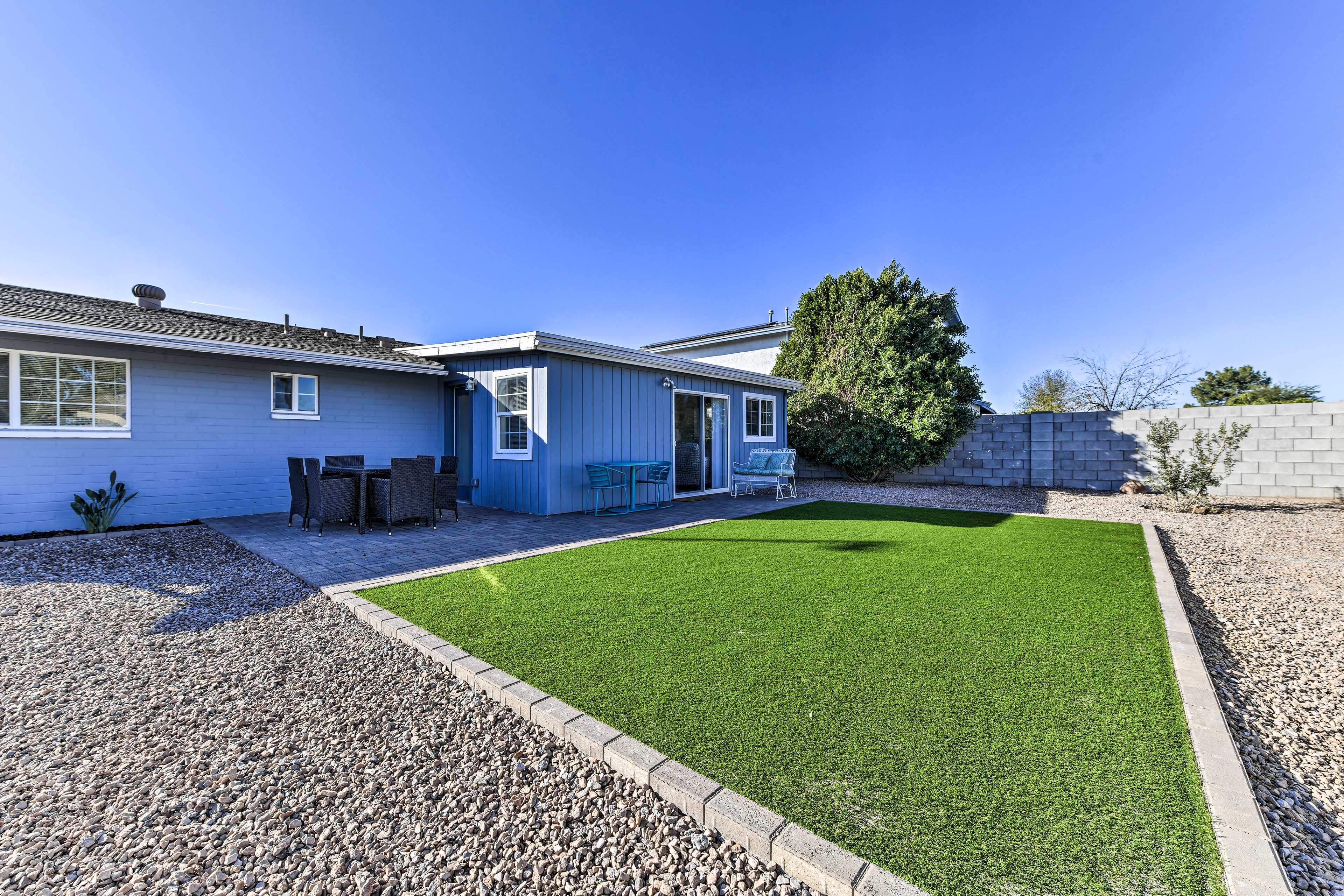 Fenced Yard | Fire Pit