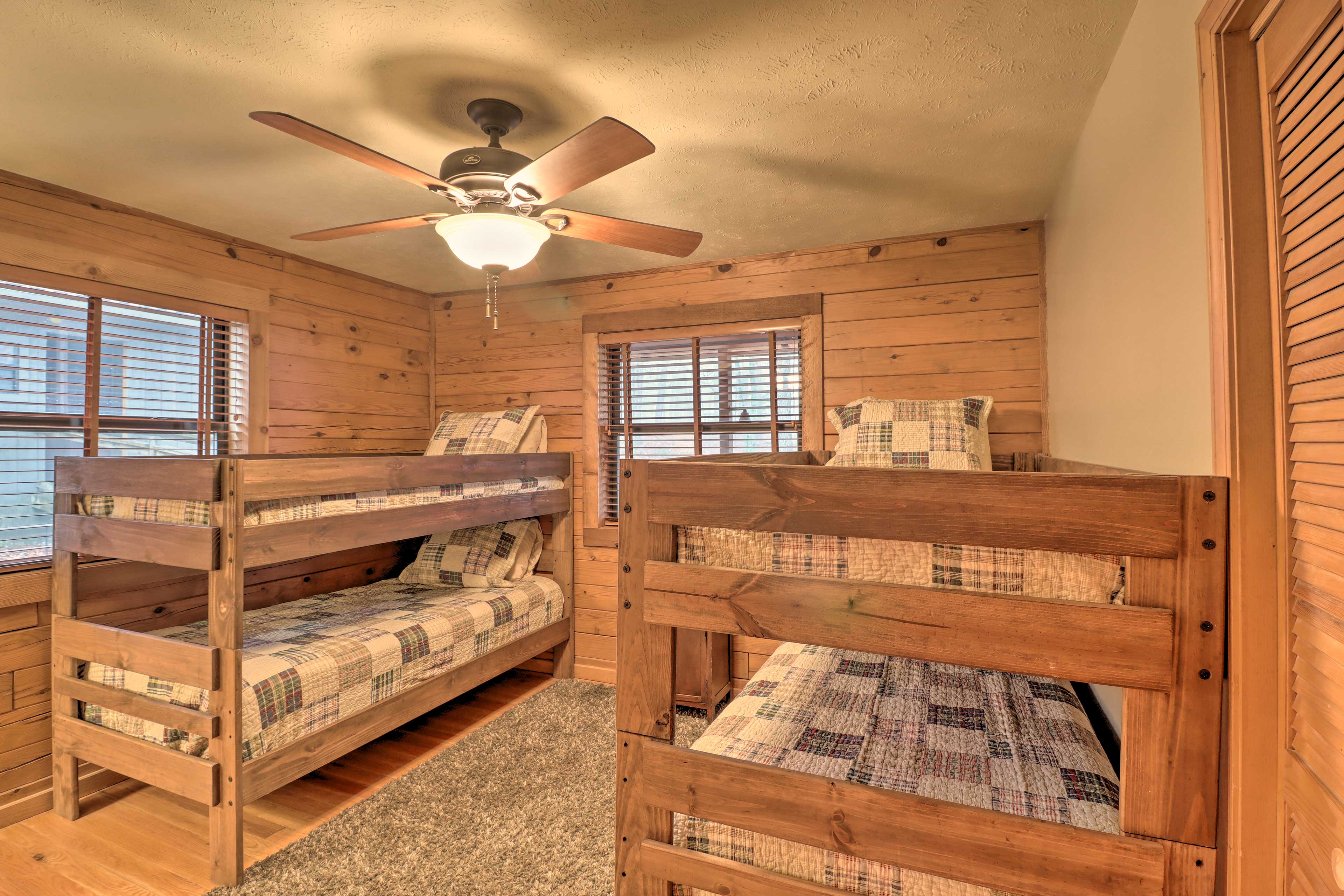 Bedroom 4 | 2 Twin Bunk Beds