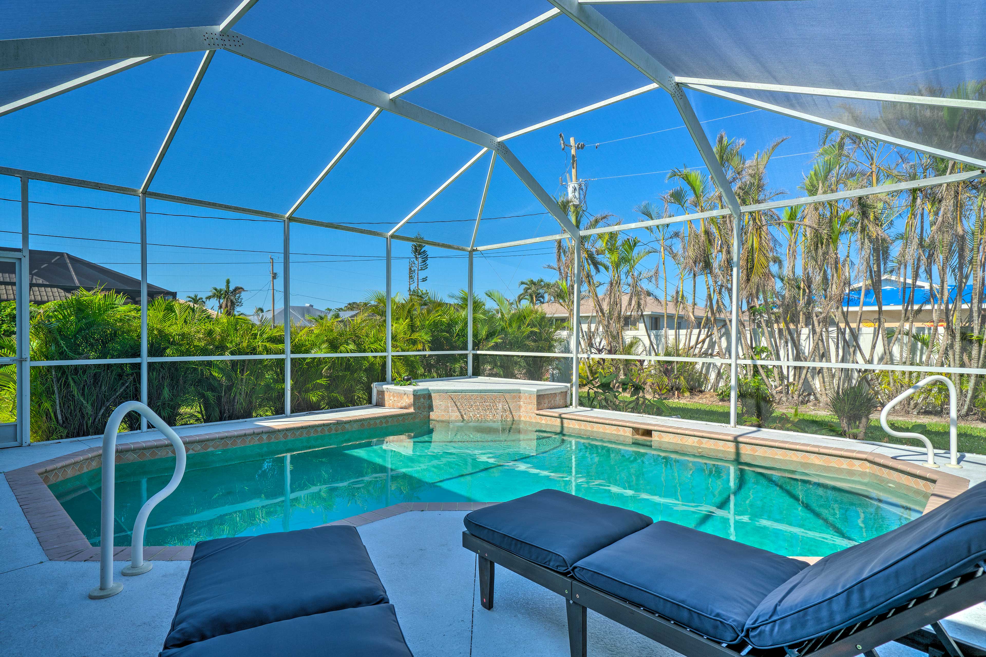 Lanai | Private Heated Pool | Outdoor Dining Area