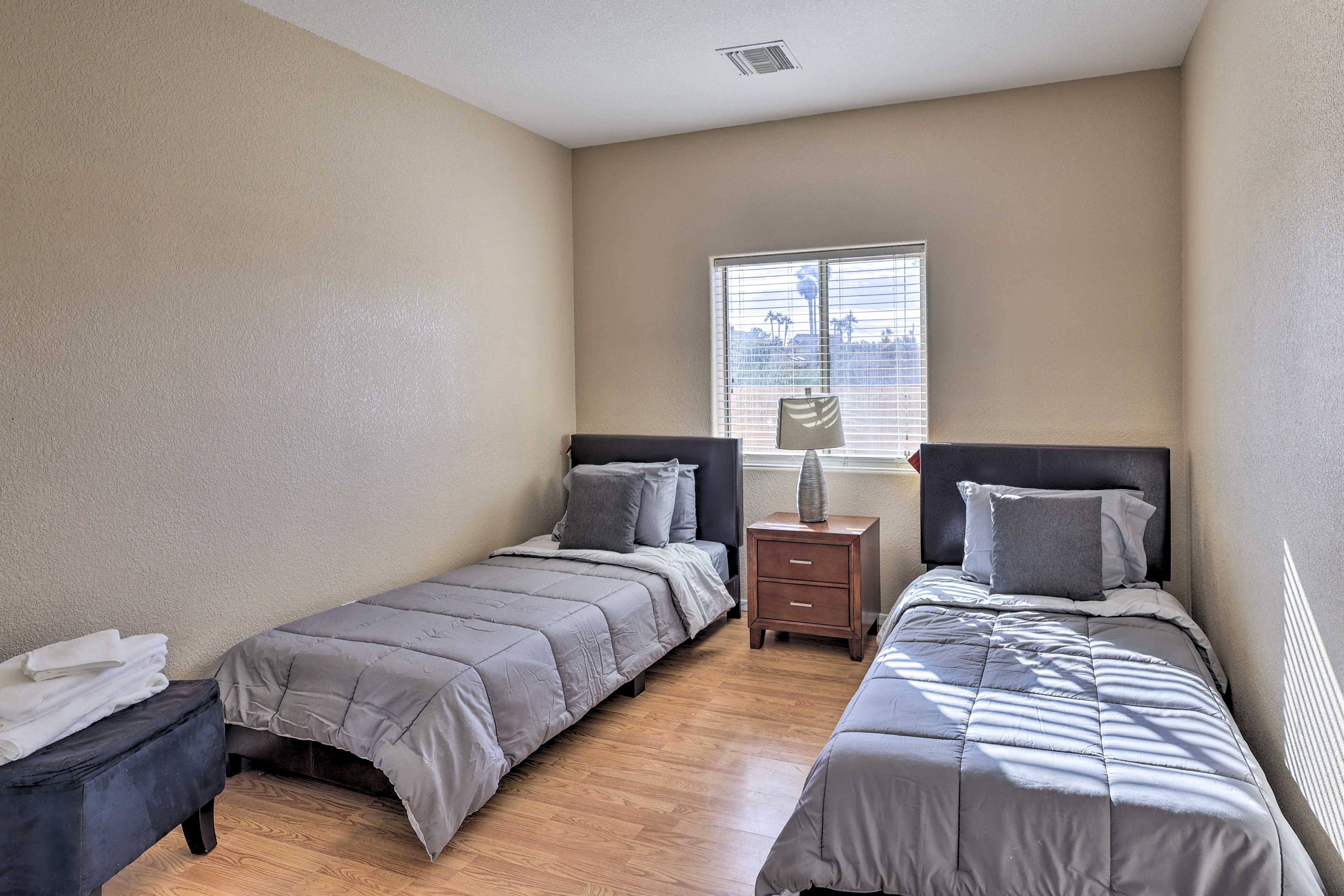 Bedroom 3 | Main Level | 2 Twin Beds