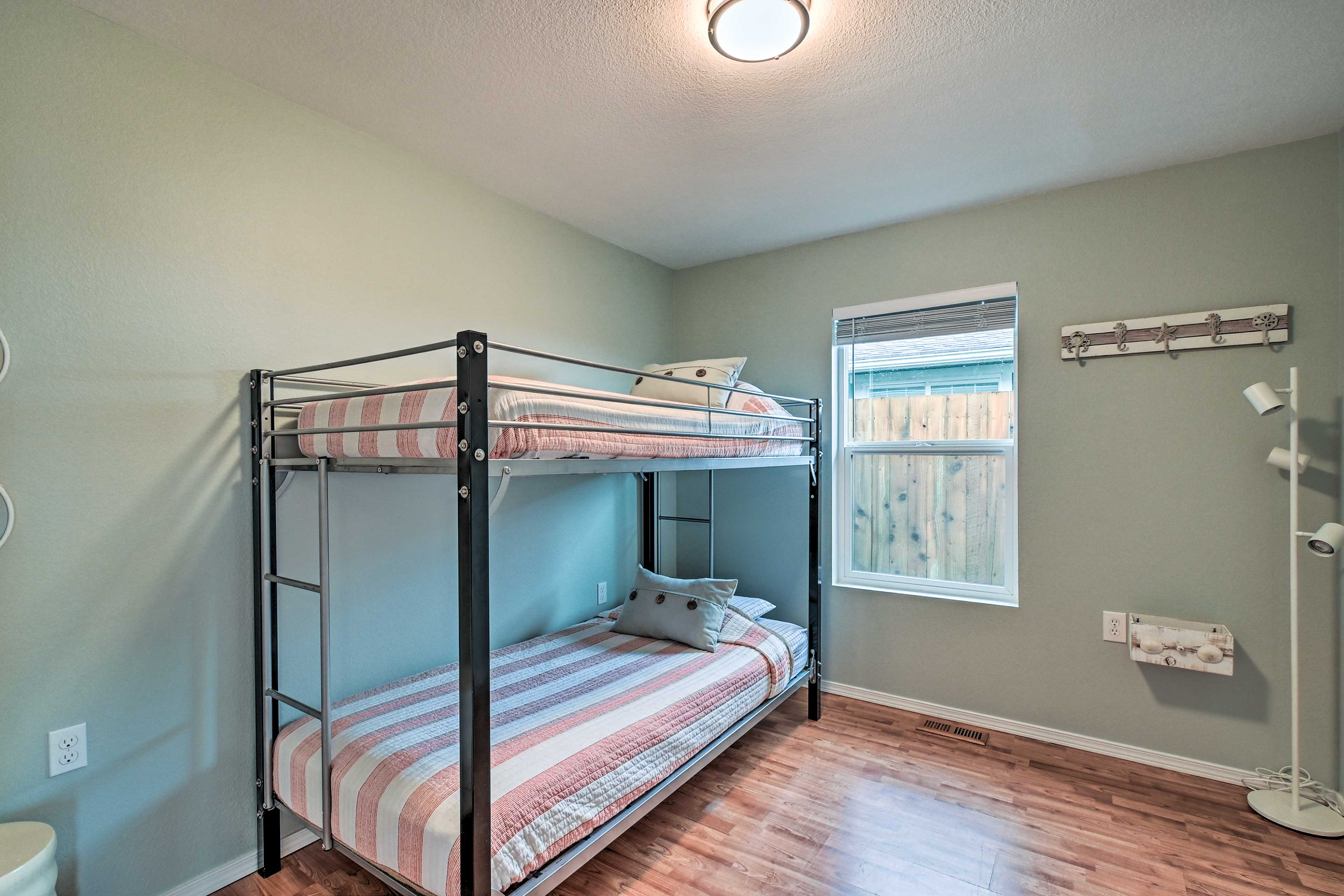 Bedroom 2 | Twin Bunk Bed