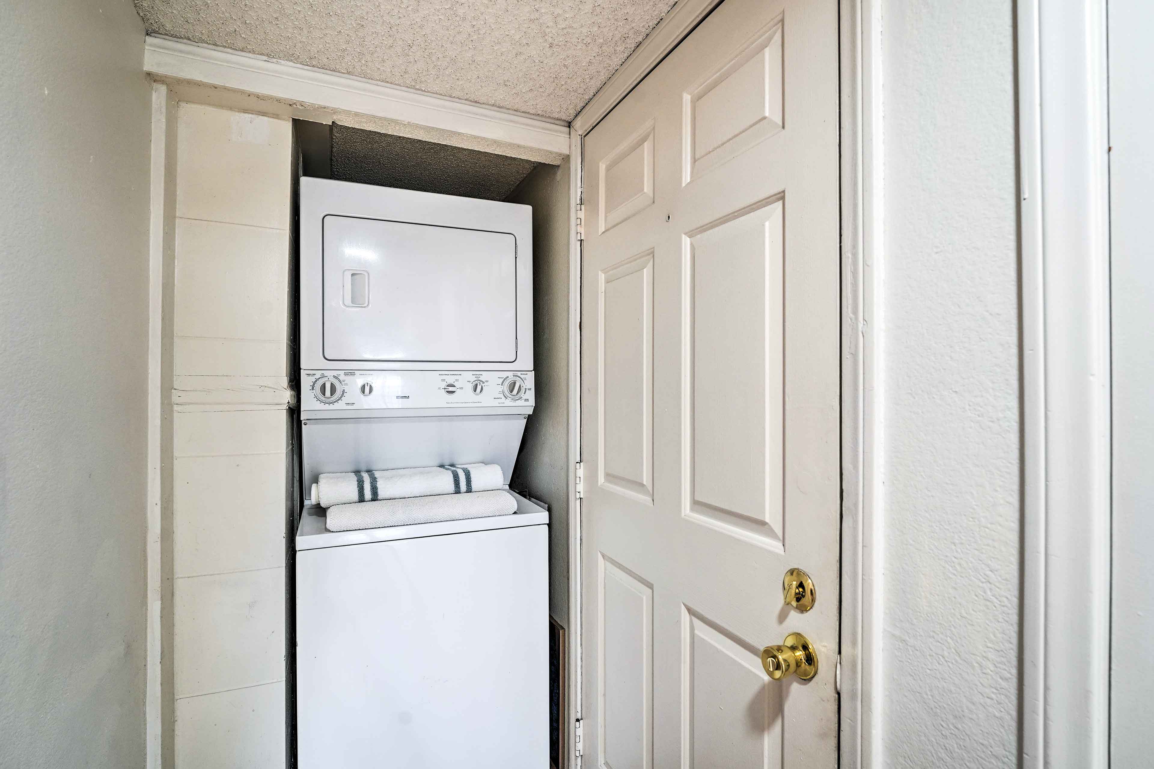 Laundry Room | Washer & Dryer