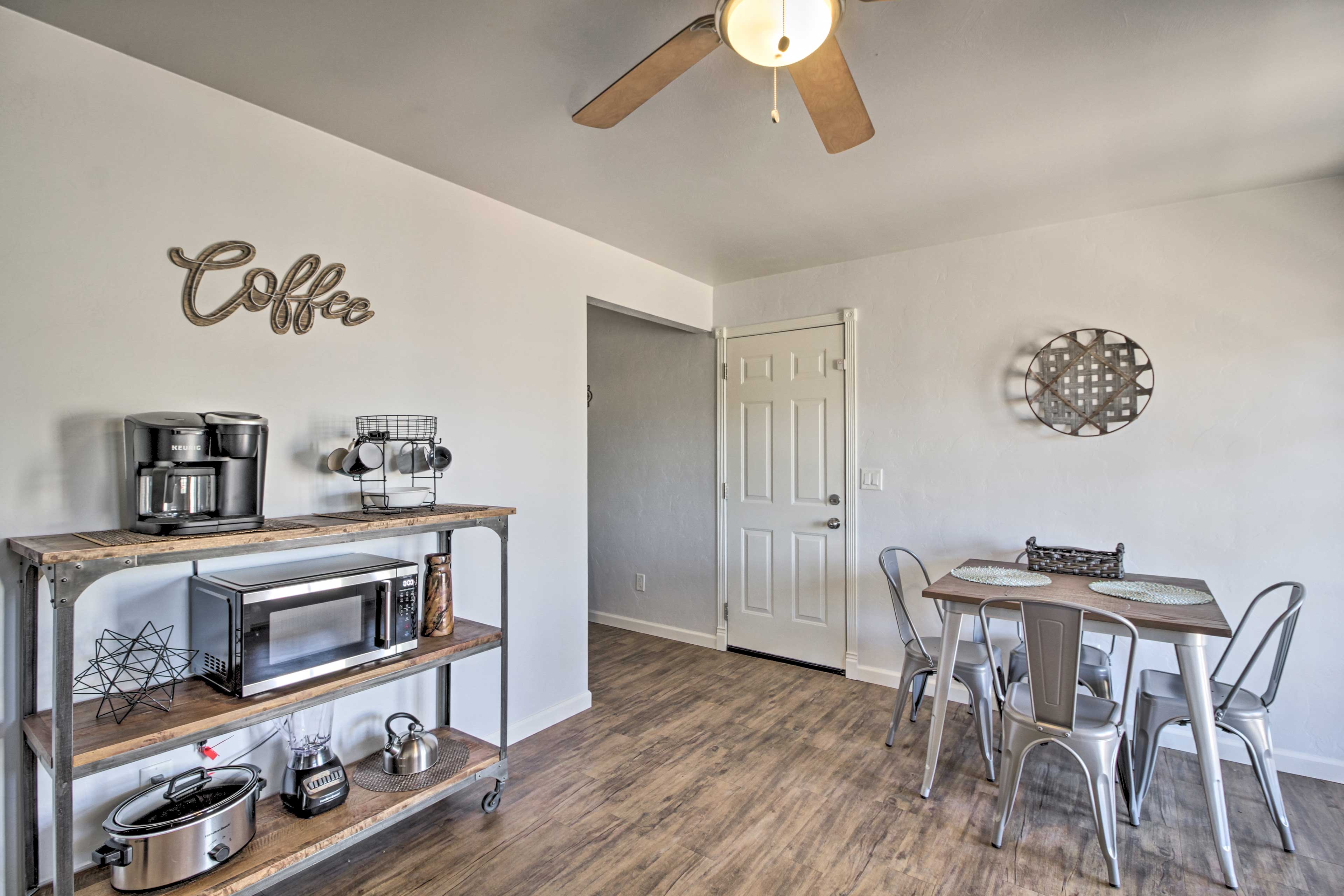 Dining Area | Dishware & Flatware