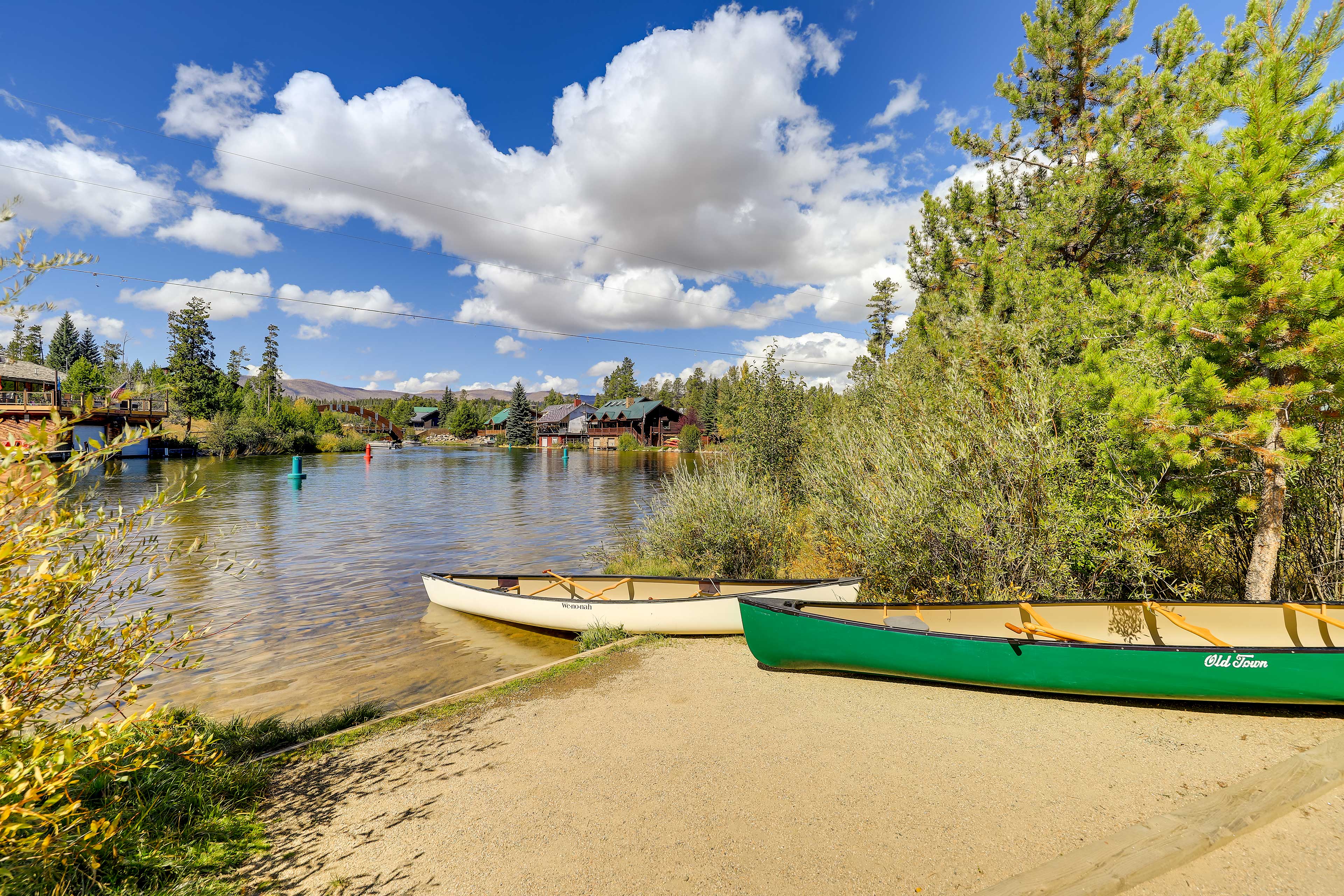 Community Amenities | Boat Access | Playground | Mountain Views