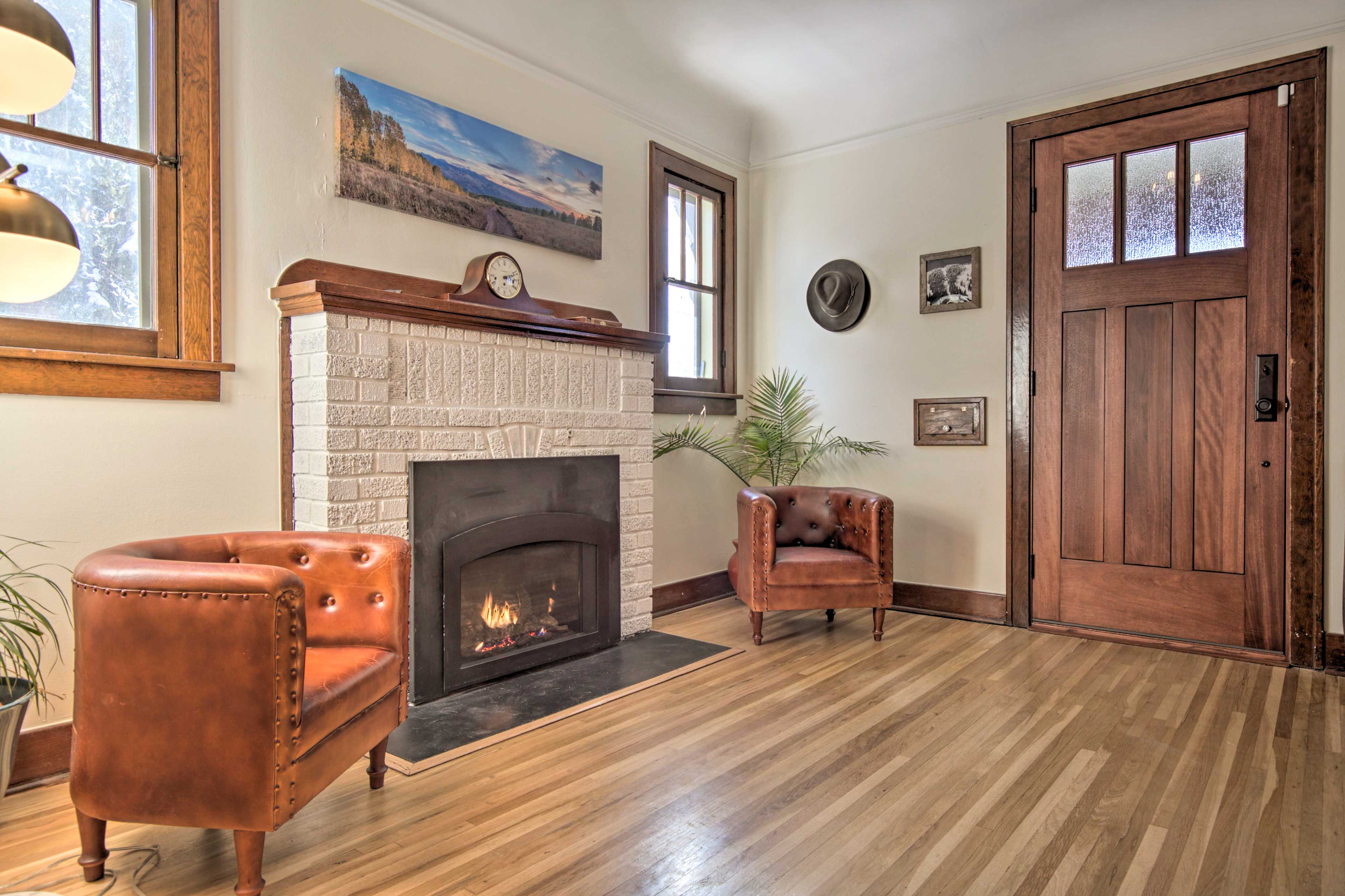 Living Area | Gas Fireplace | 1st Floor