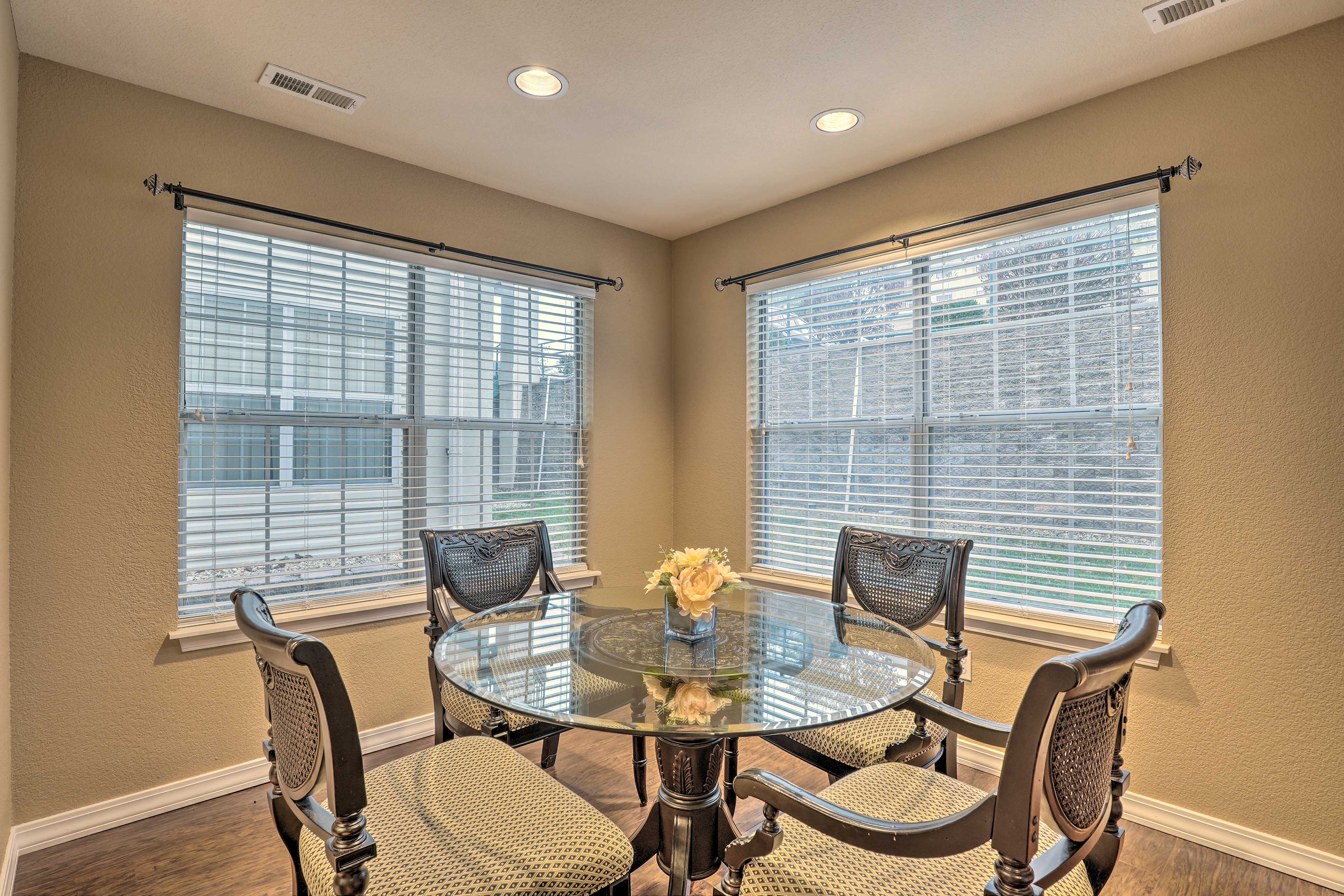 Dining Area | Dishware/Flatware