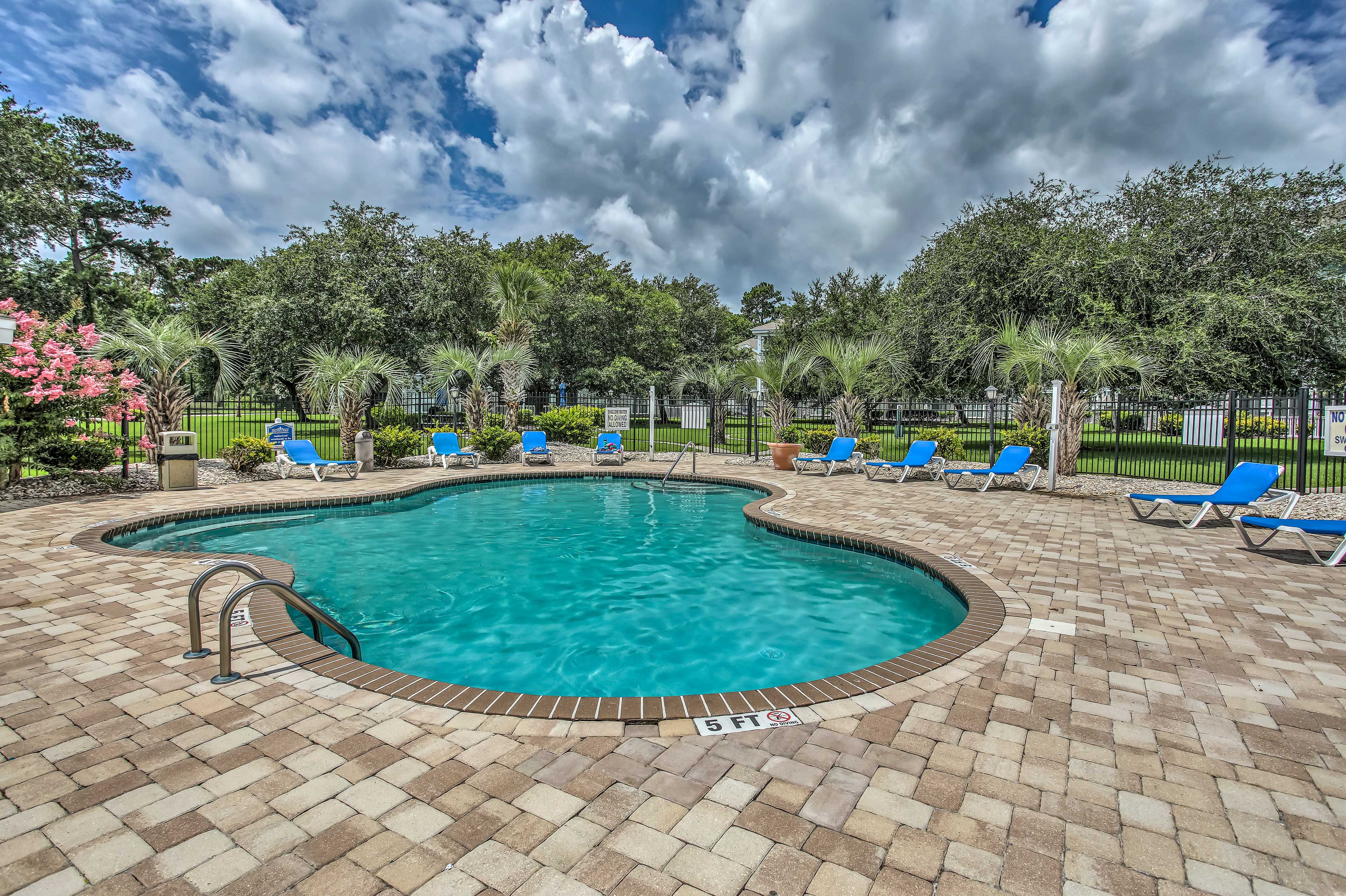 Community Outdoor Pool