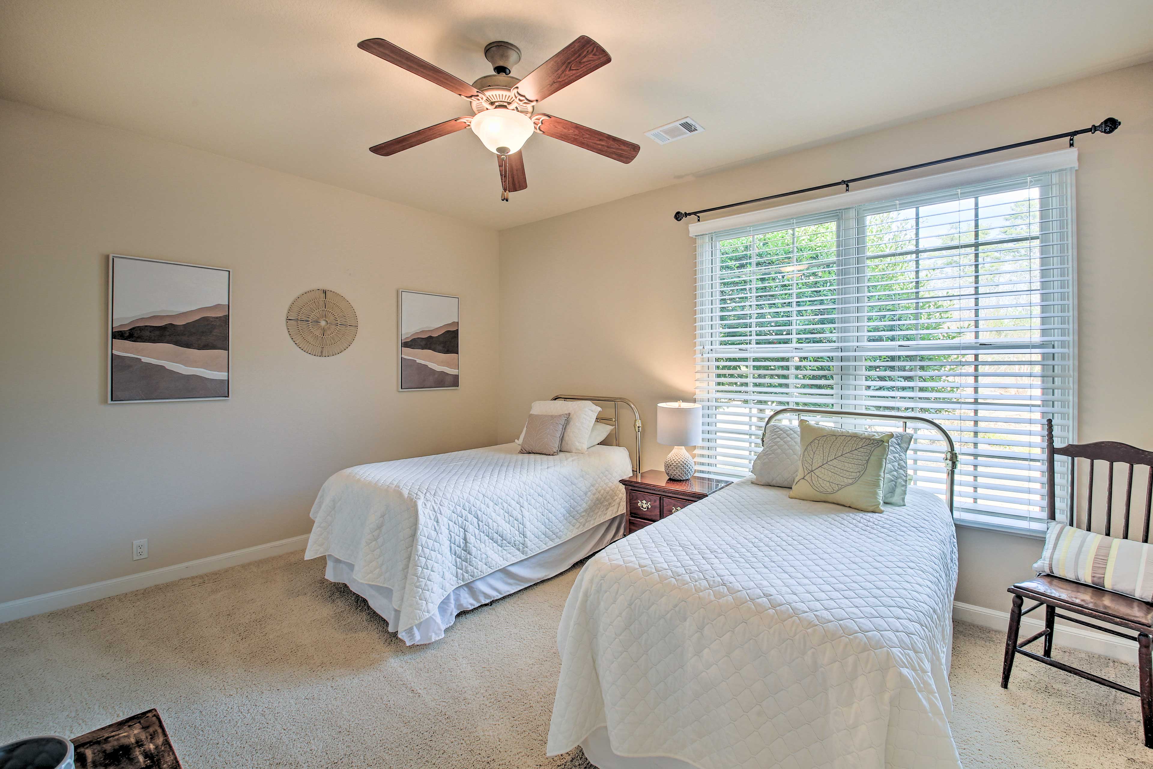 Bedroom 3 | 2 Twin Beds