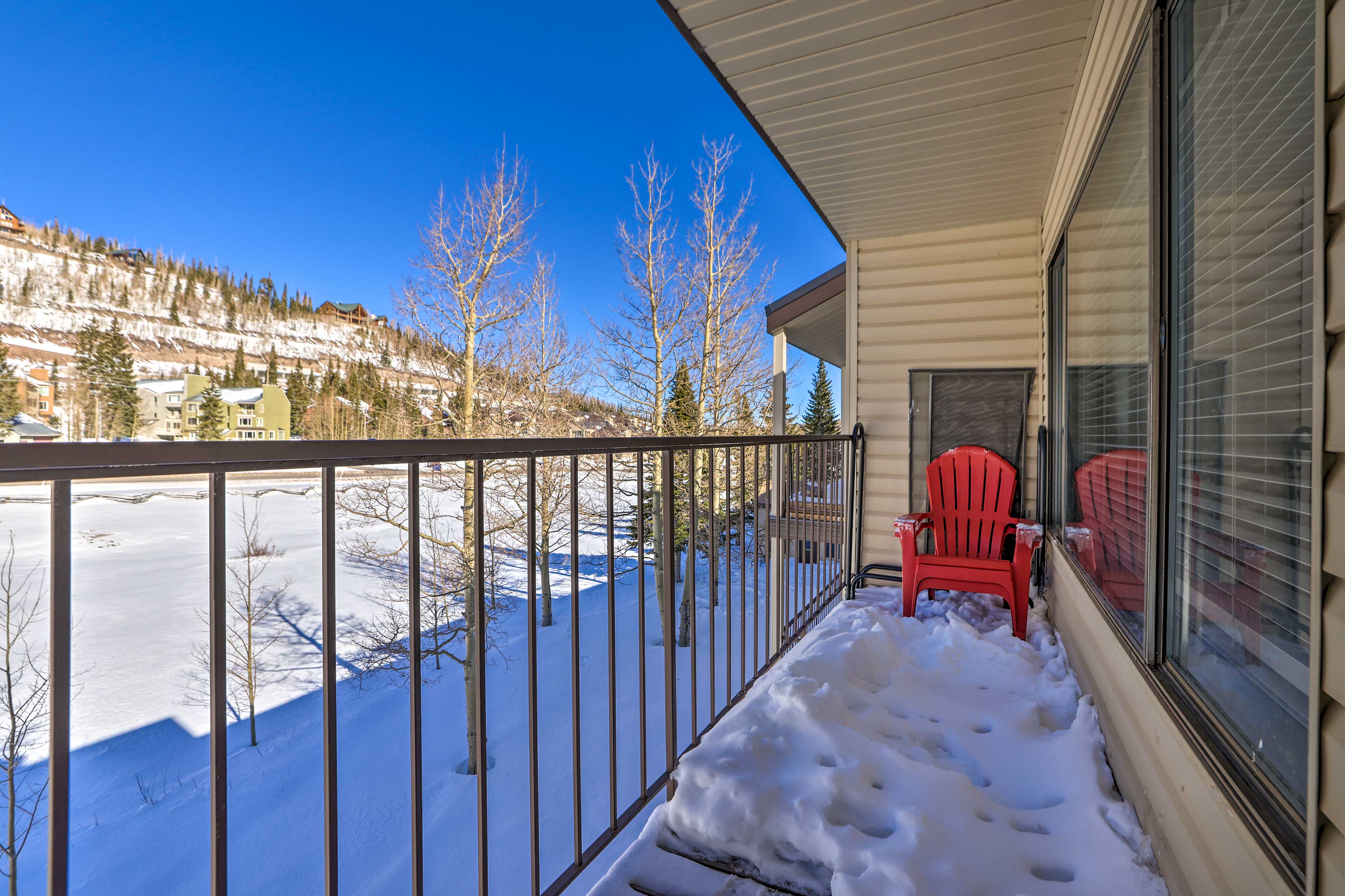 Balcony | Mountain View