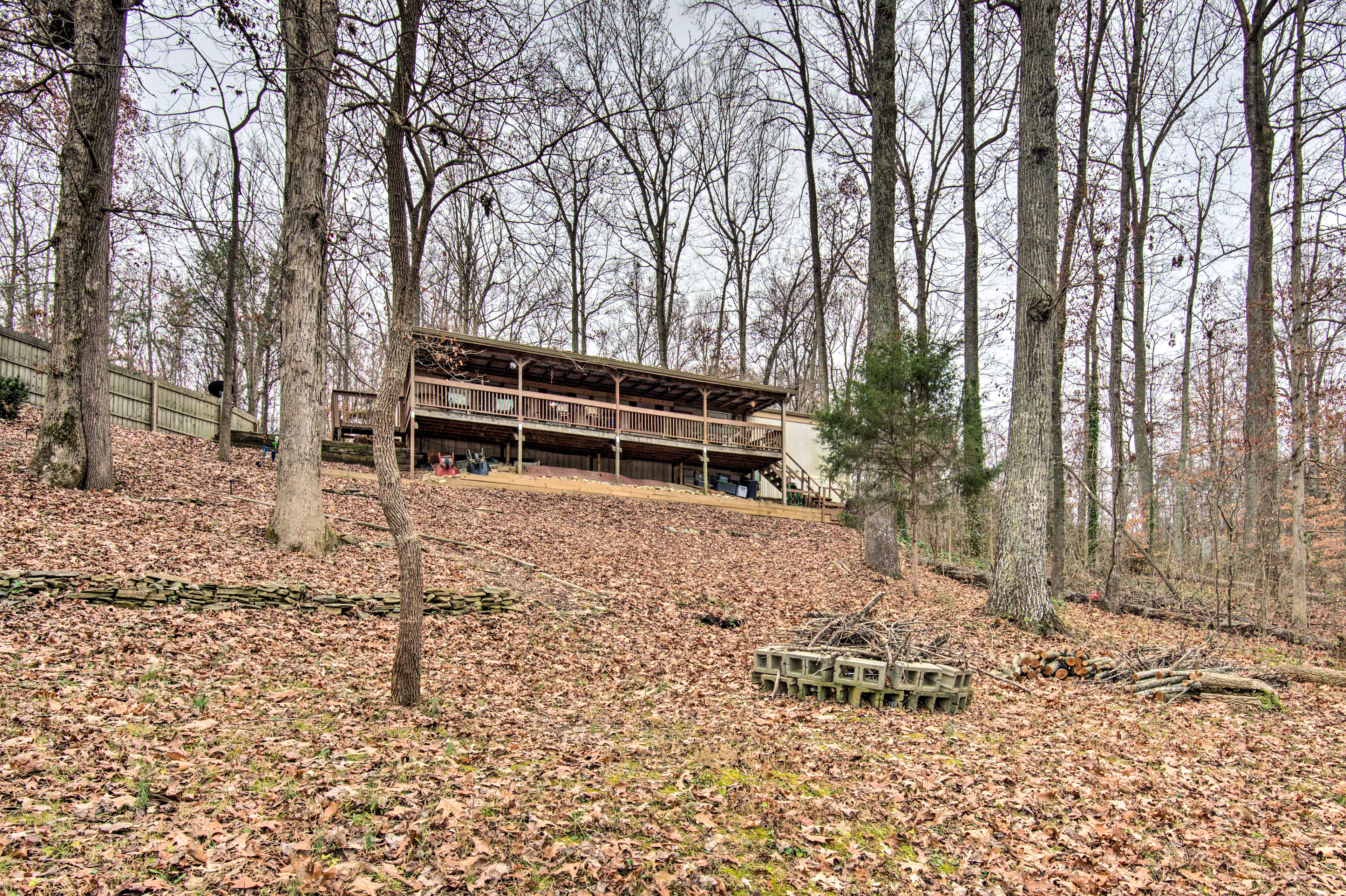 Lake View | Covered Deck | Fire Pit