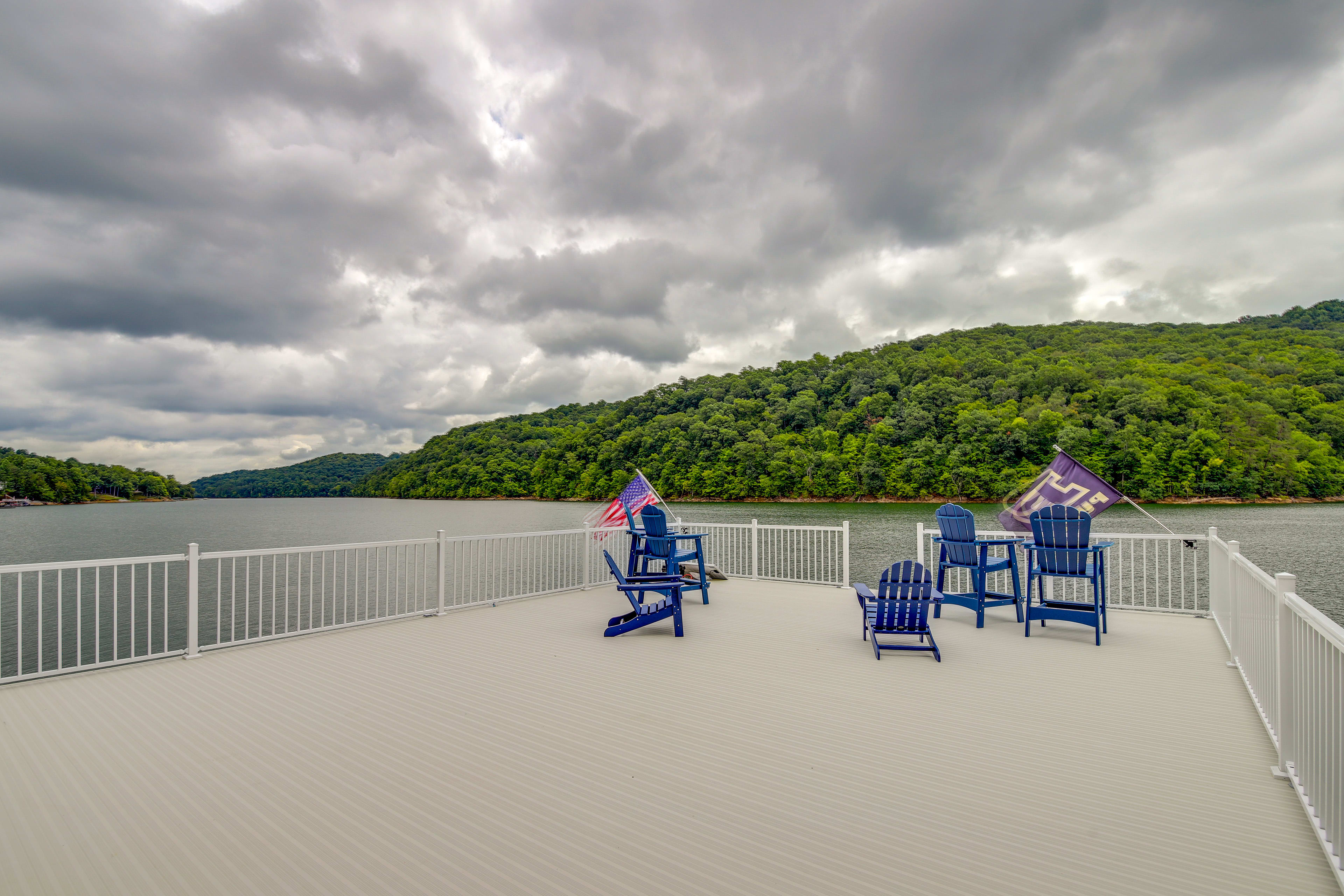 2-Story Dock | Deck w/ Seating