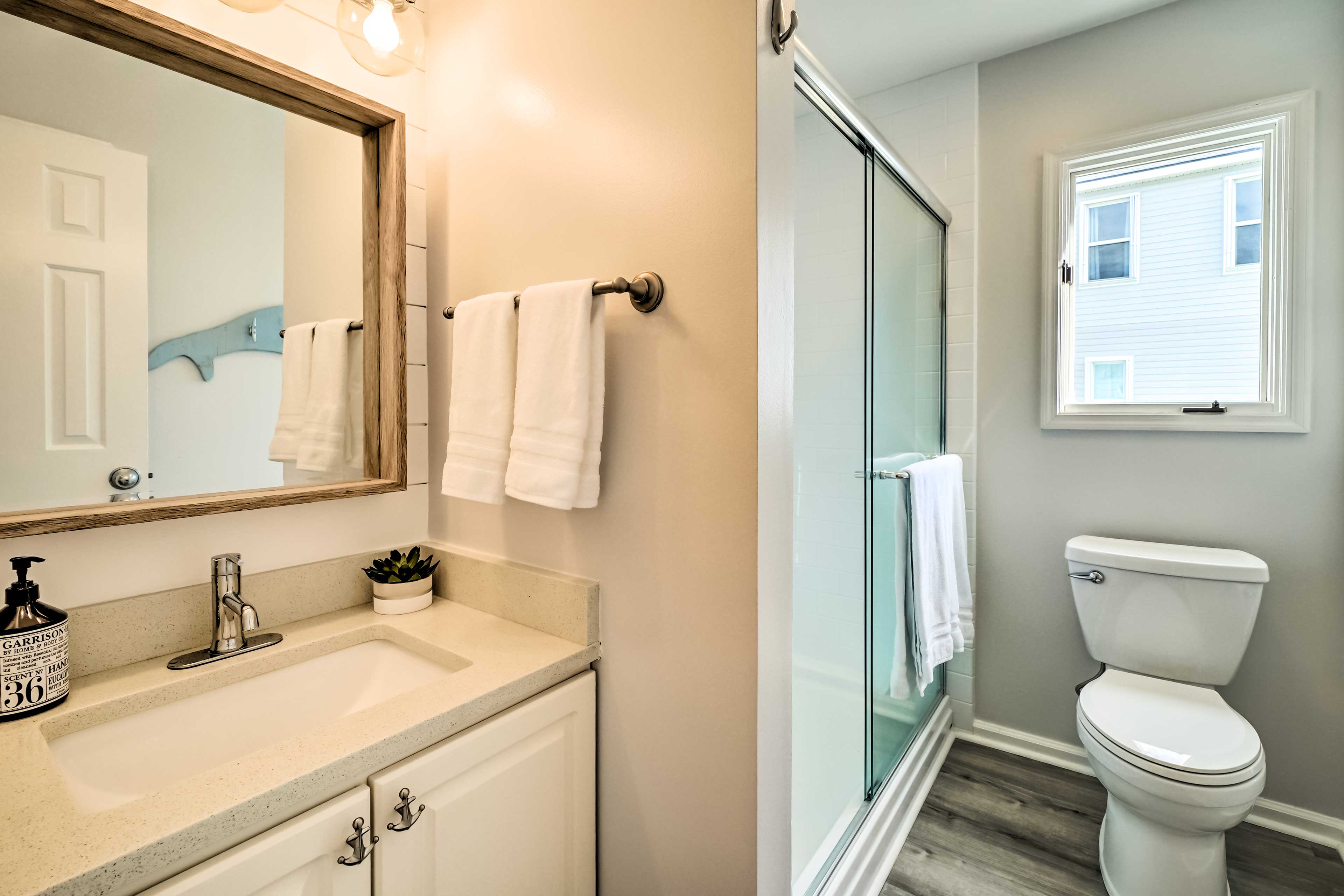 Bathroom | Towels Provided | Complimentary Toiletries