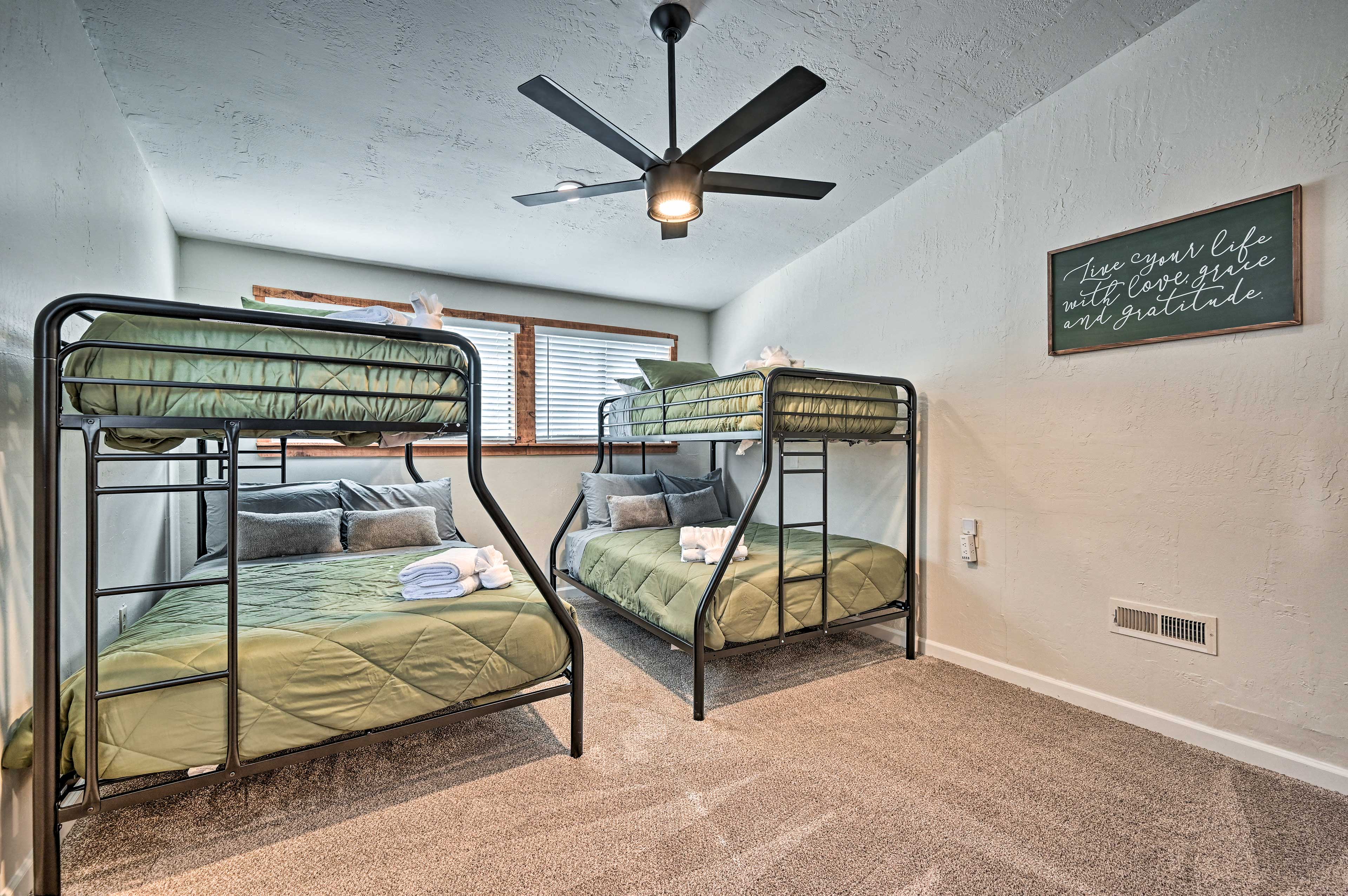 Bedroom 3 | 2 Twin/Full Bunk Beds | Ceiling Fan