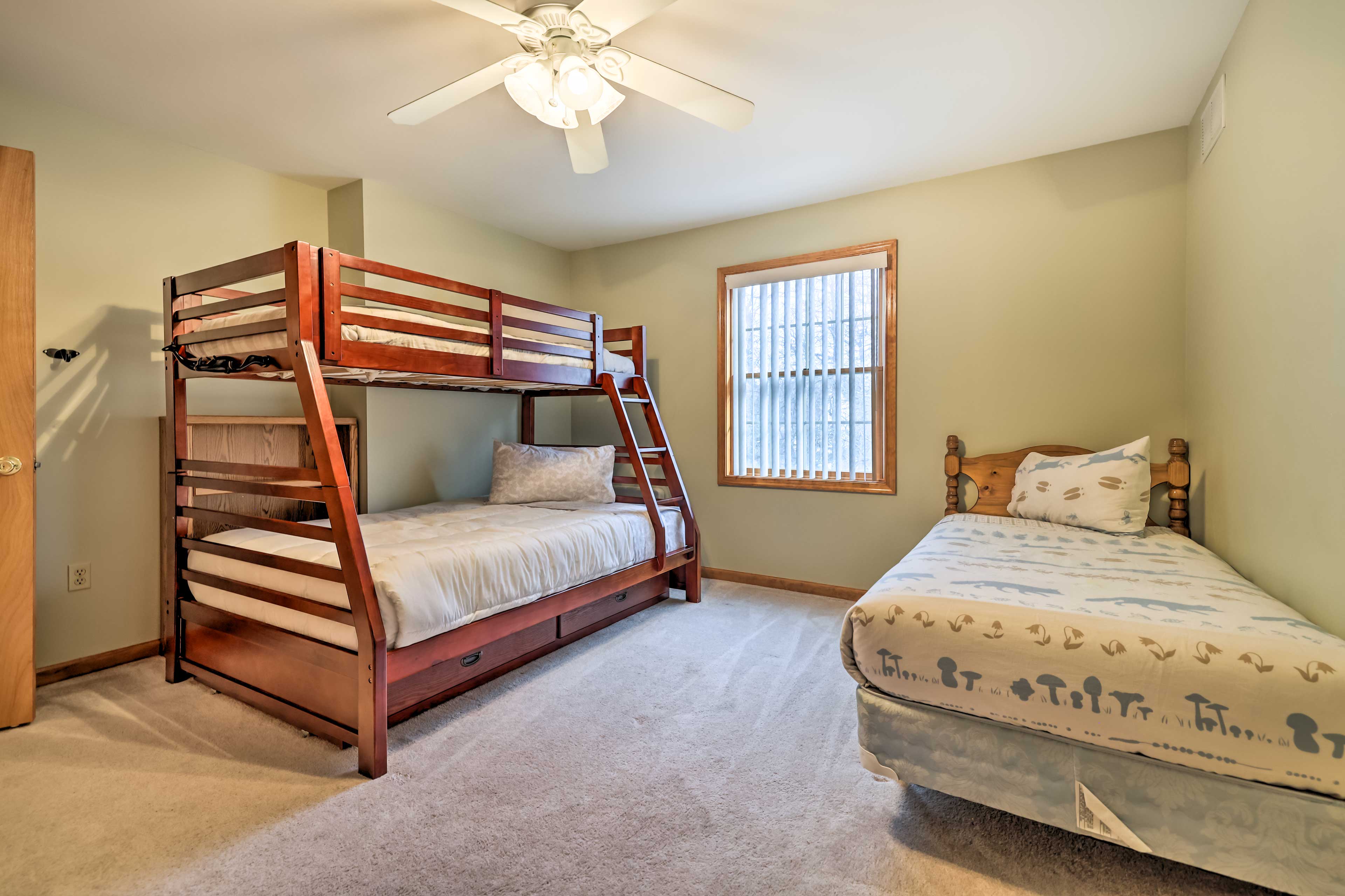 Bonus Room | Twin/Full Bunk Bed | Twin Bed | 2nd Floor