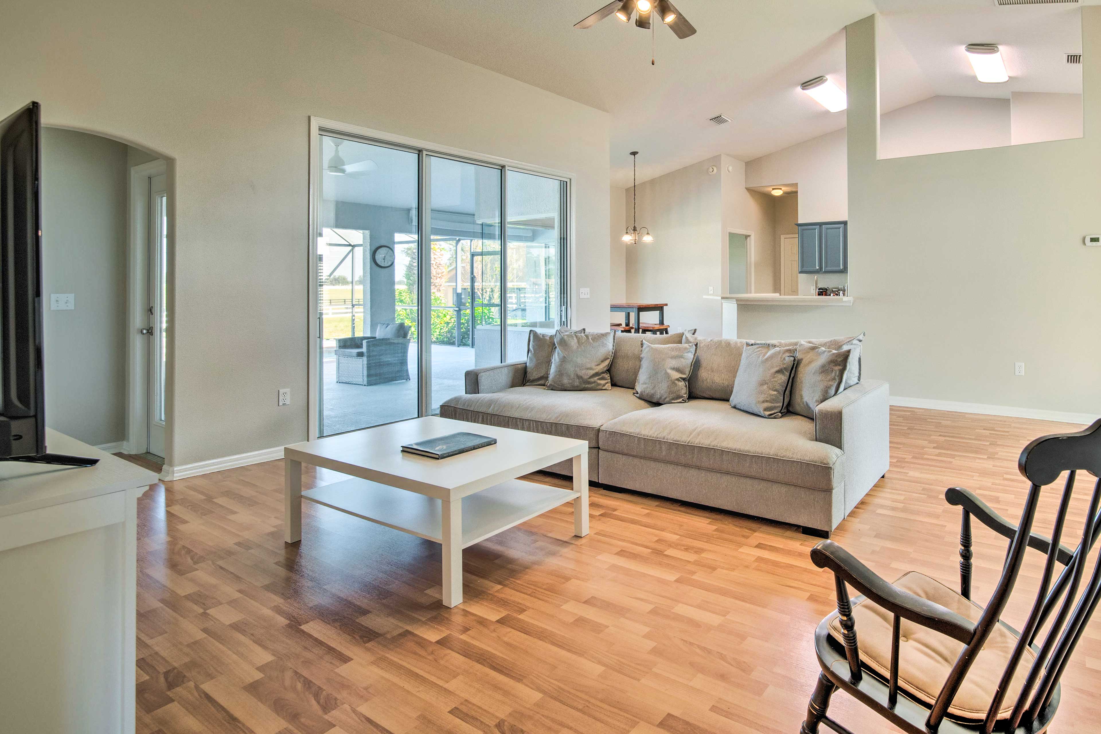 Living Room | Smart TV | Ceiling Fan | Books