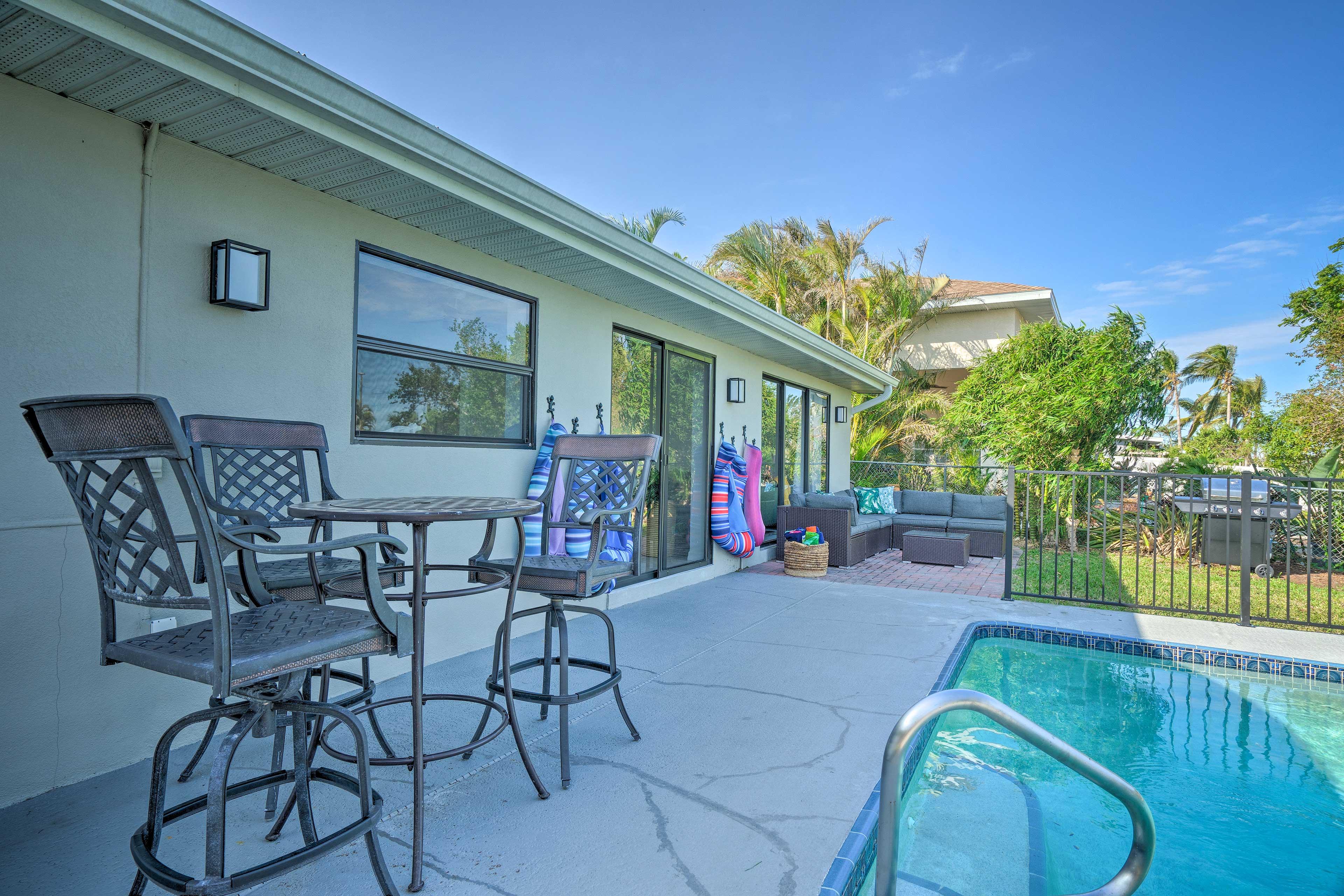 Outdoor Dining Area