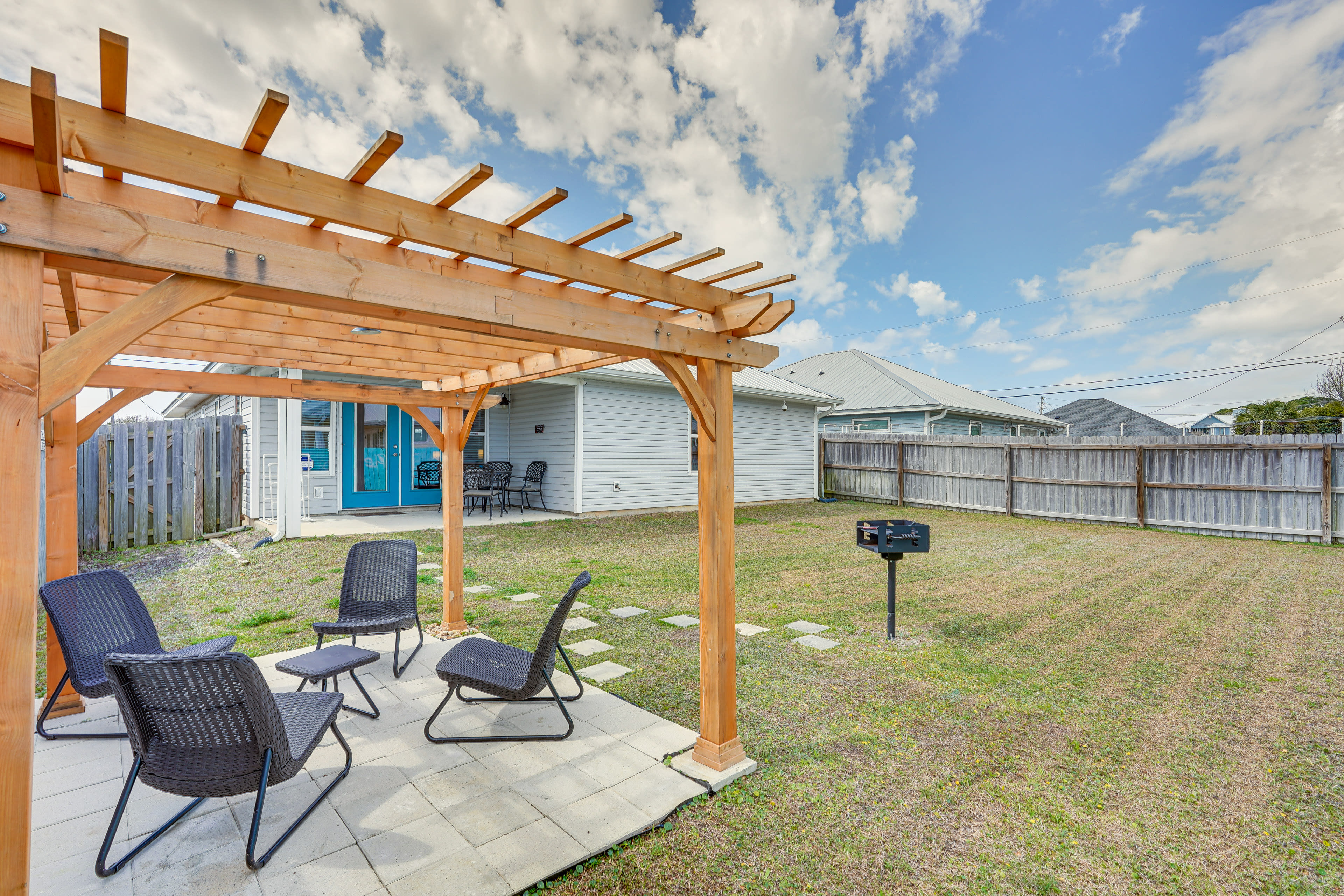 Fenced Yard | Backyard Games | Pergola | Charcoal Grill