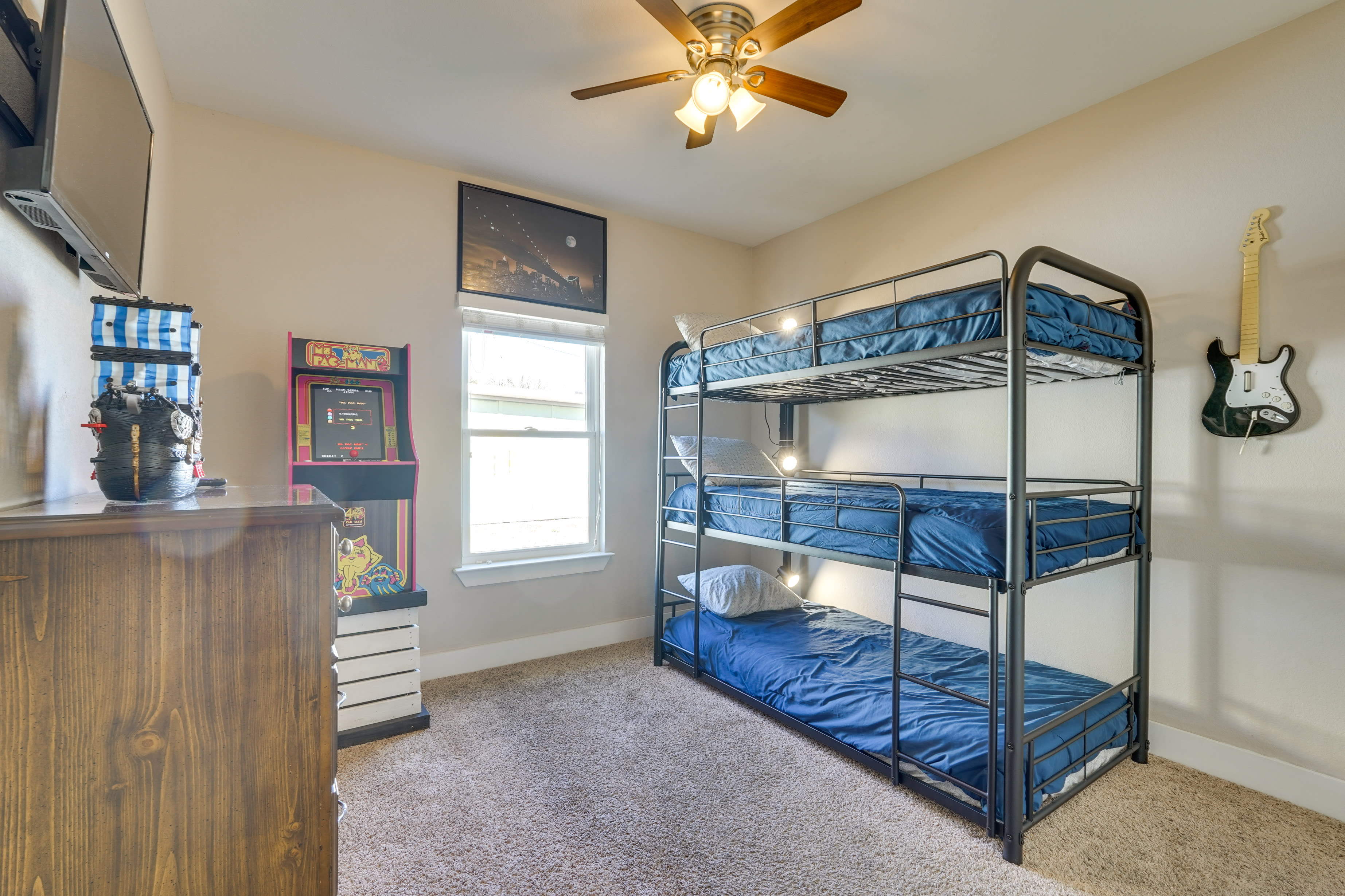 Bedroom 2 | Triple Twin Bunk Bed