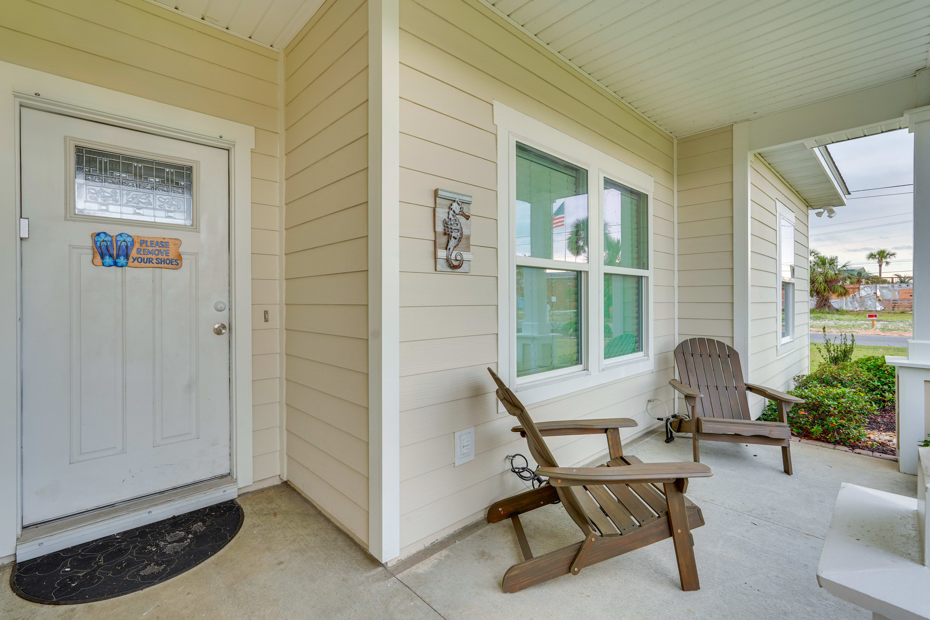 Front Porch | Keyless Lock