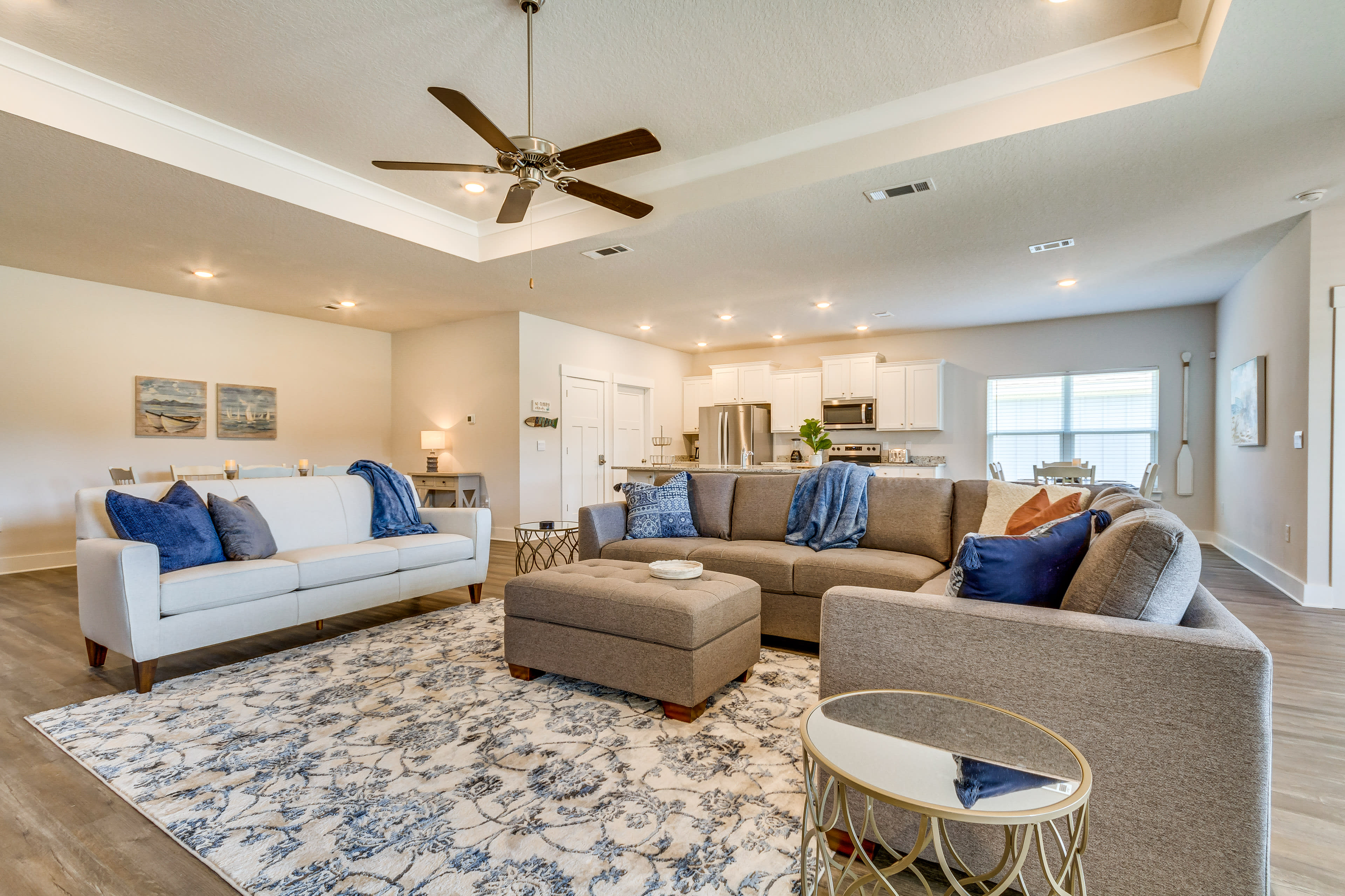 Gulf Breeze Vacation Rental | 4BR | 3BA | 2,304 Sq Ft | 2 Steps Required