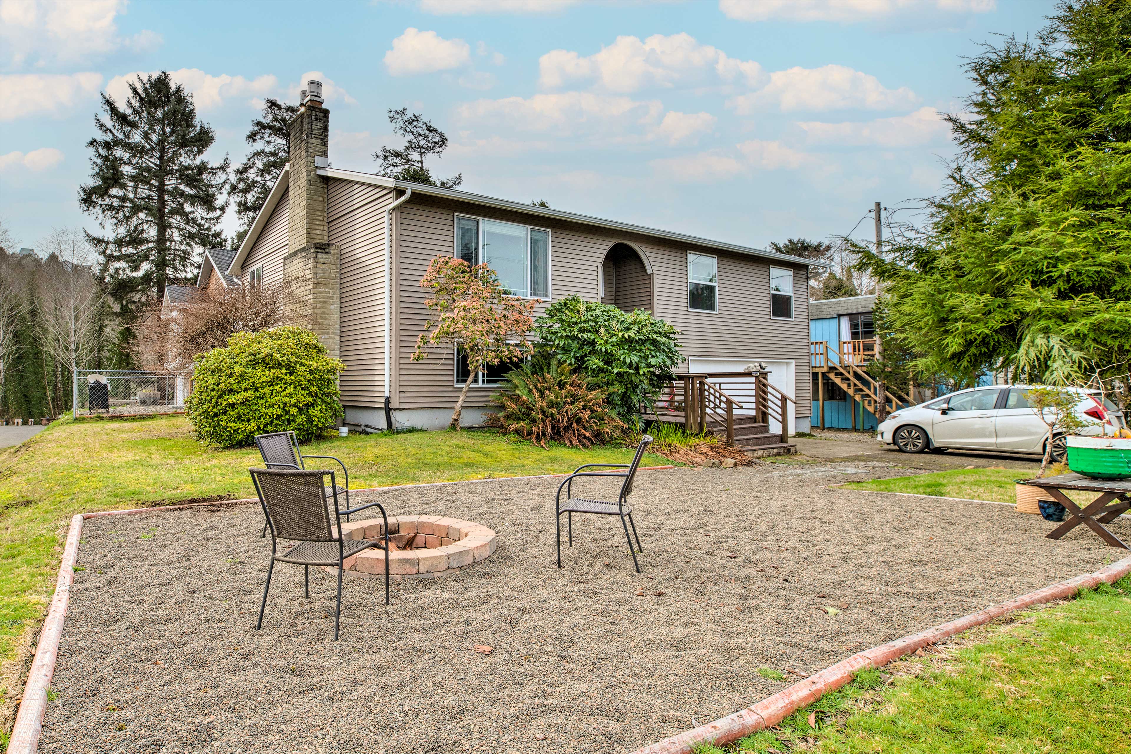 Exterior | Fire Pit | Walk to Beach