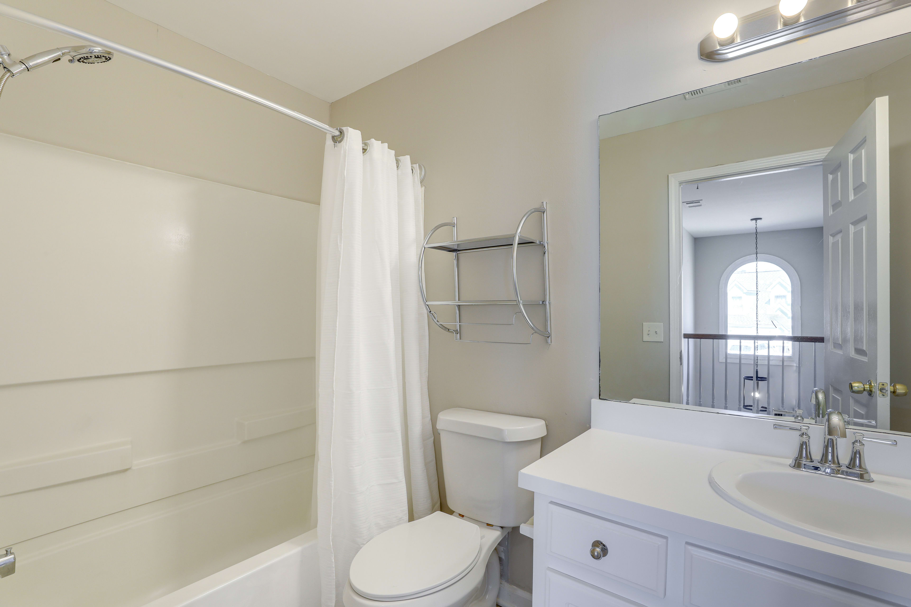 Bathroom | Towels Provided | Complimentary Toiletries