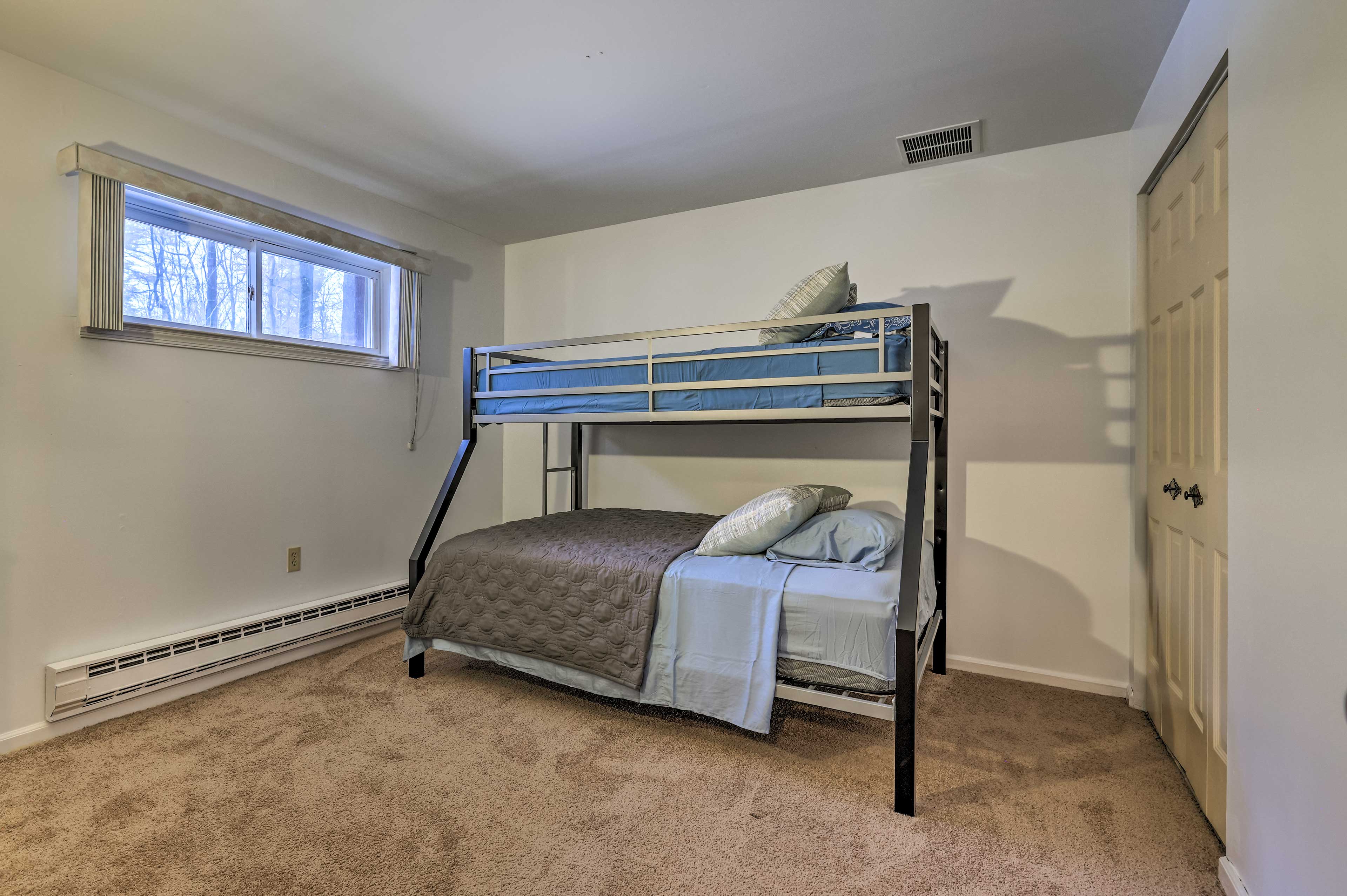 Bedroom 3 | Twin/Full Bunk Bed | Basement