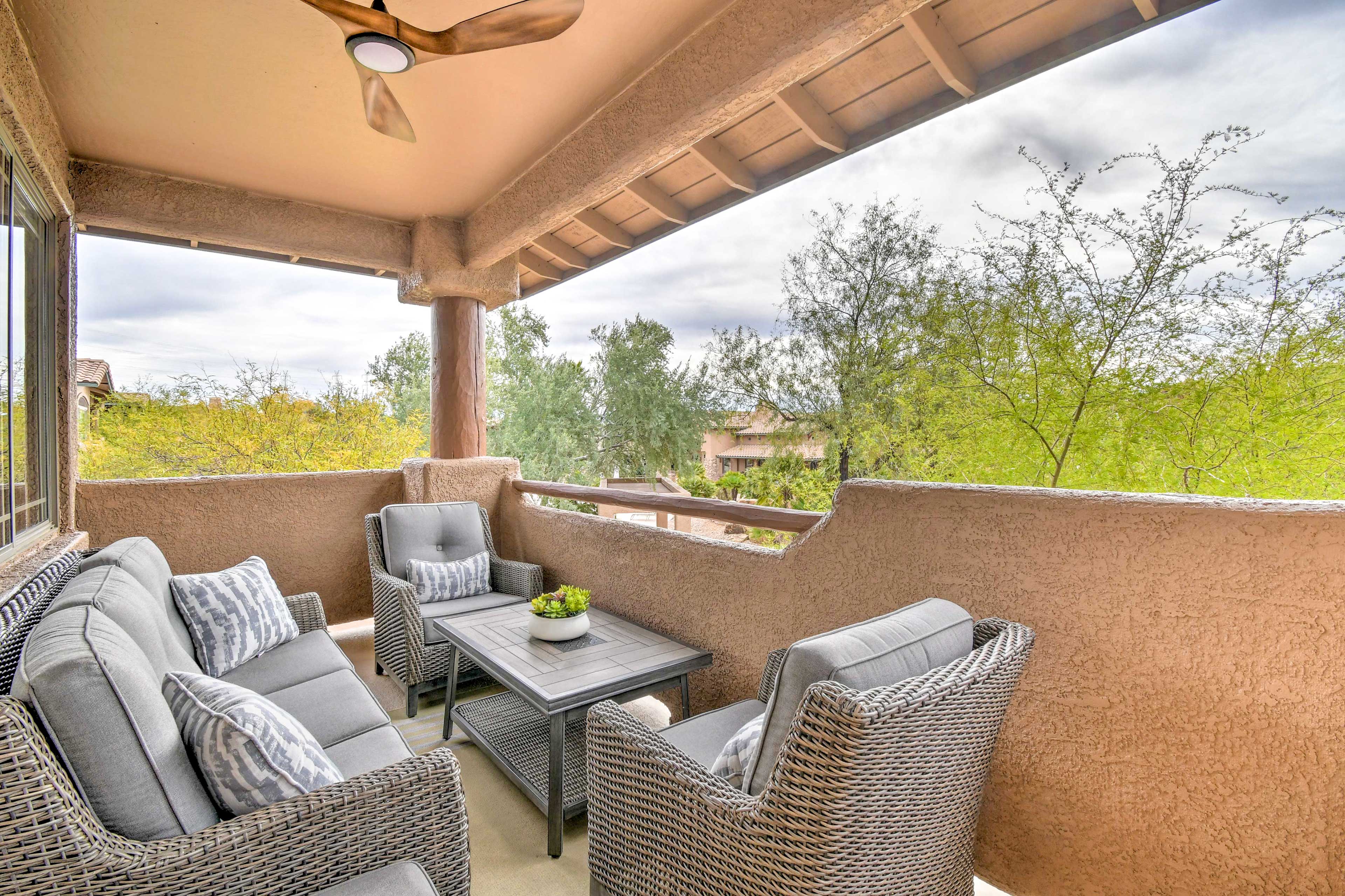 Private Balcony | Pool View