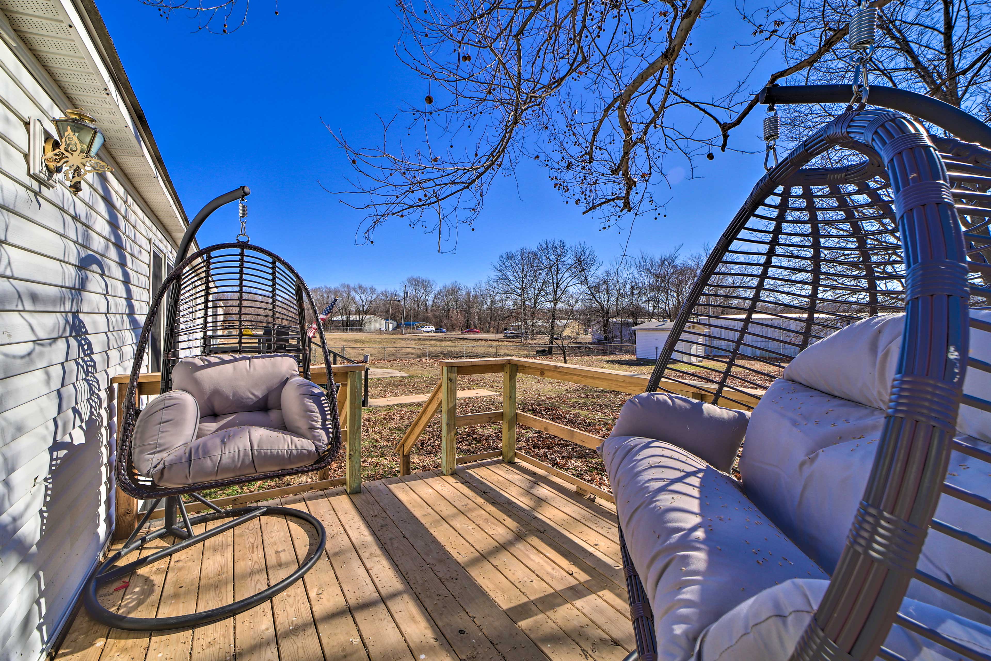 Backyard | Outdoor Seating | Gas Grill (Propane Provided)