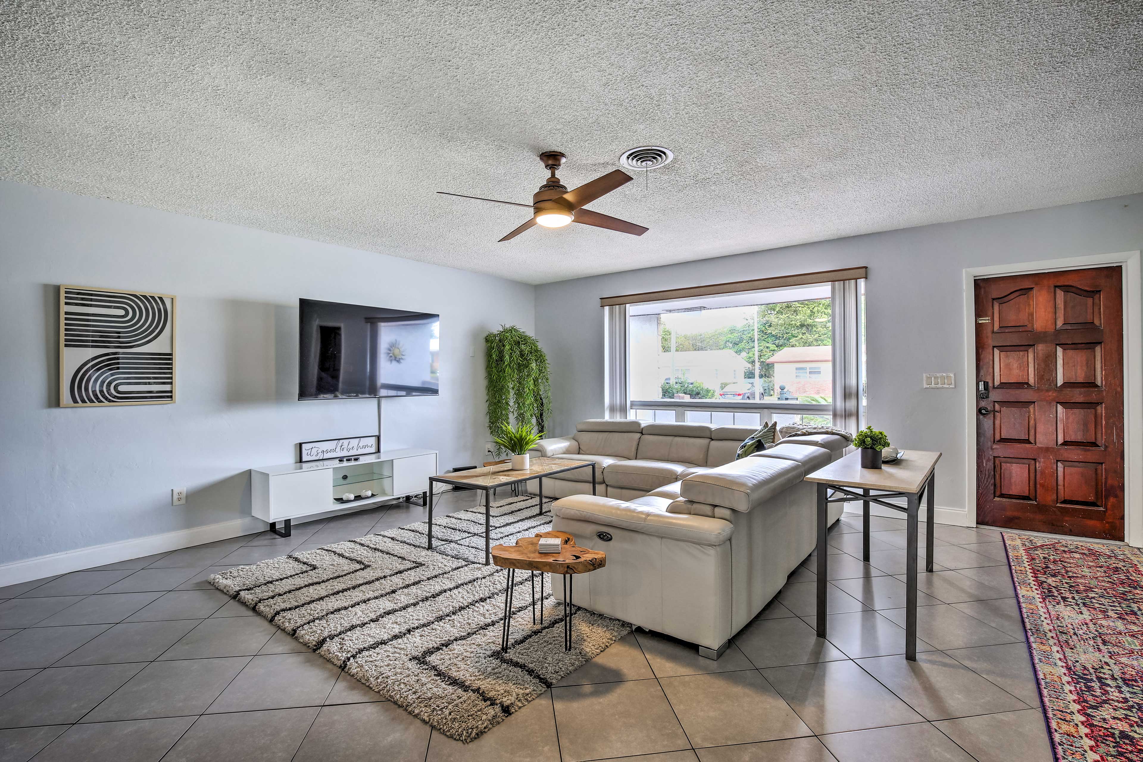 Coconut Creek Vacation Rental | 3BR | 2BA | 2,000 Sq Ft | 1 Step to Enter