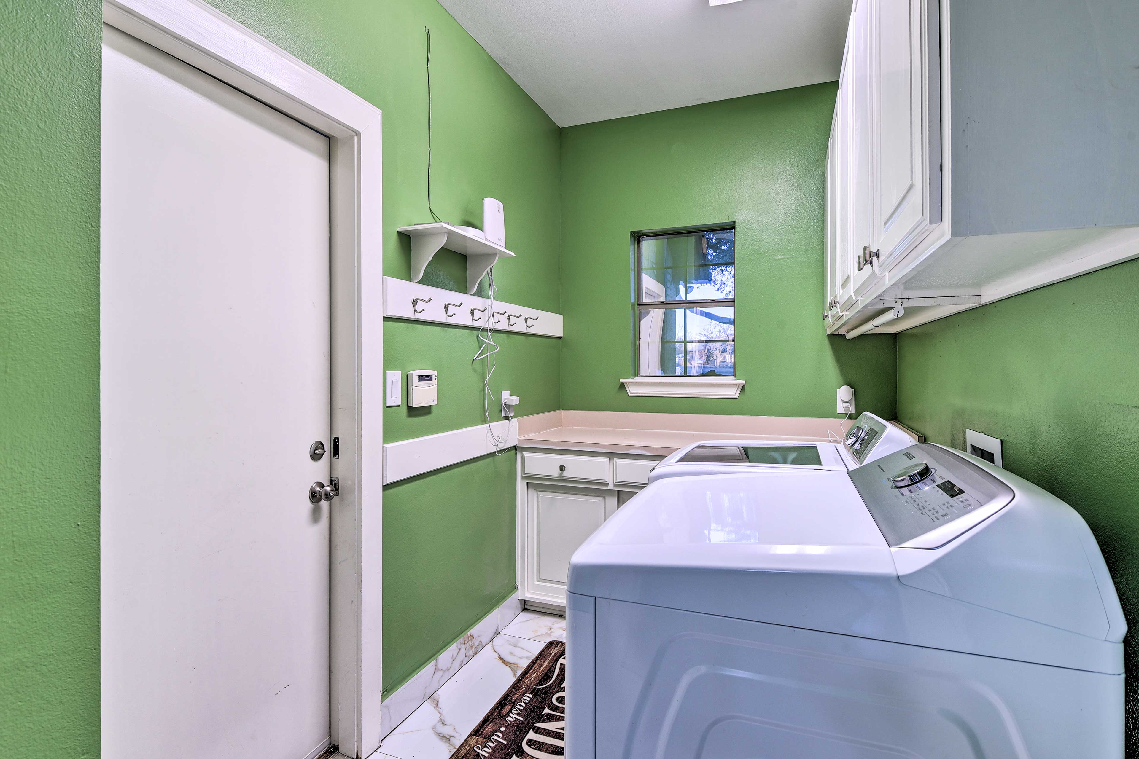 Laundry Room | Detergent Provided