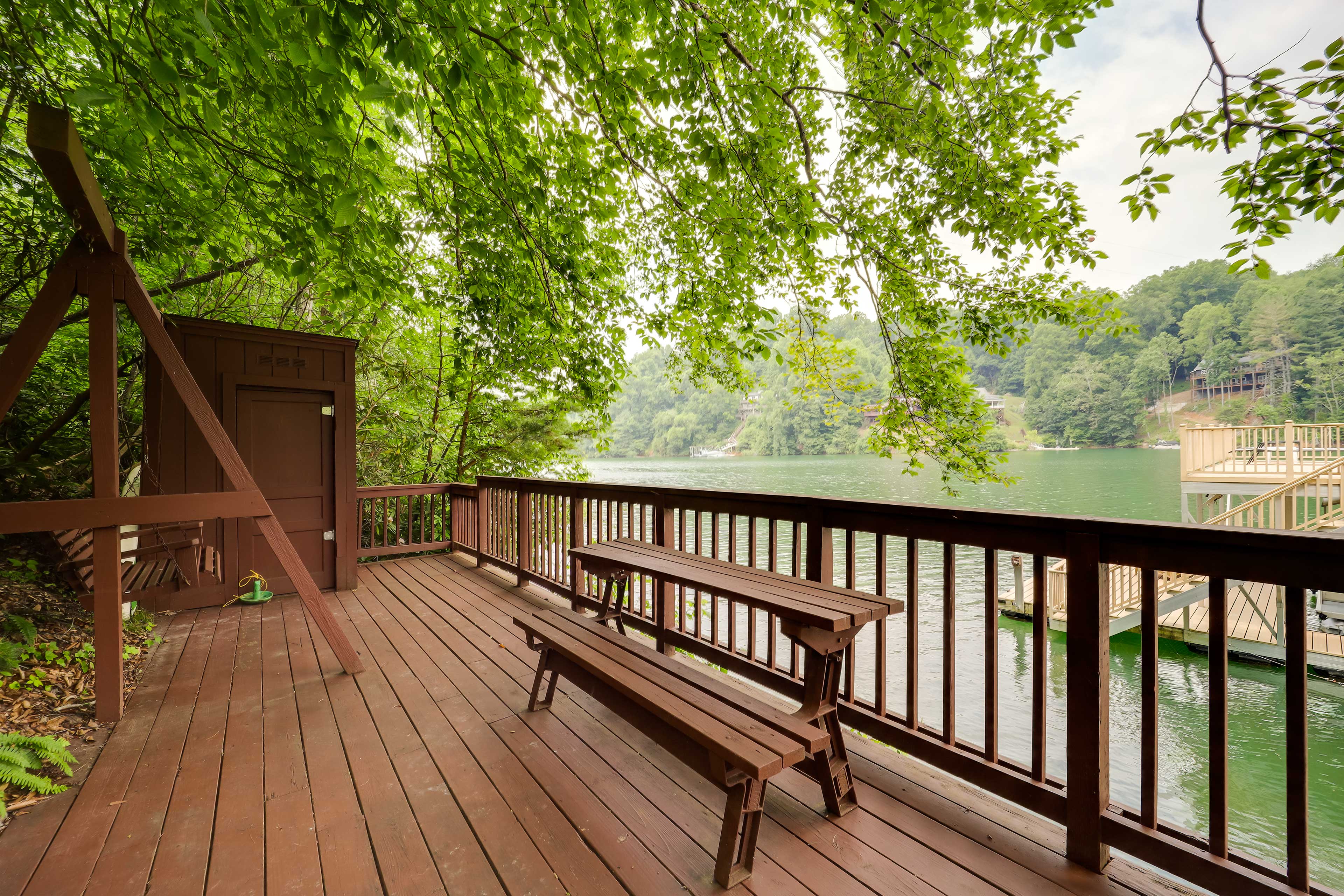 Lakefront Deck | Porch Swing | Outdoor Dining