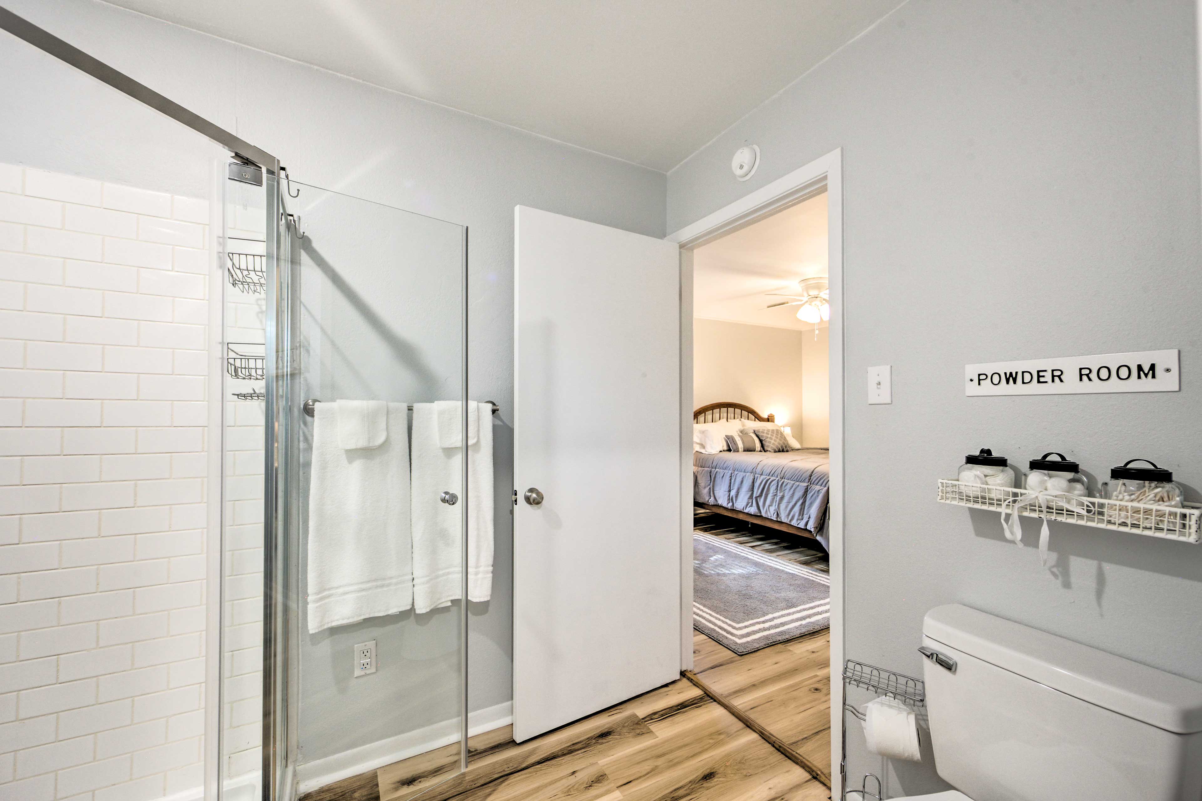 En-Suite Bathroom | Towels Provided | Hair Dryer