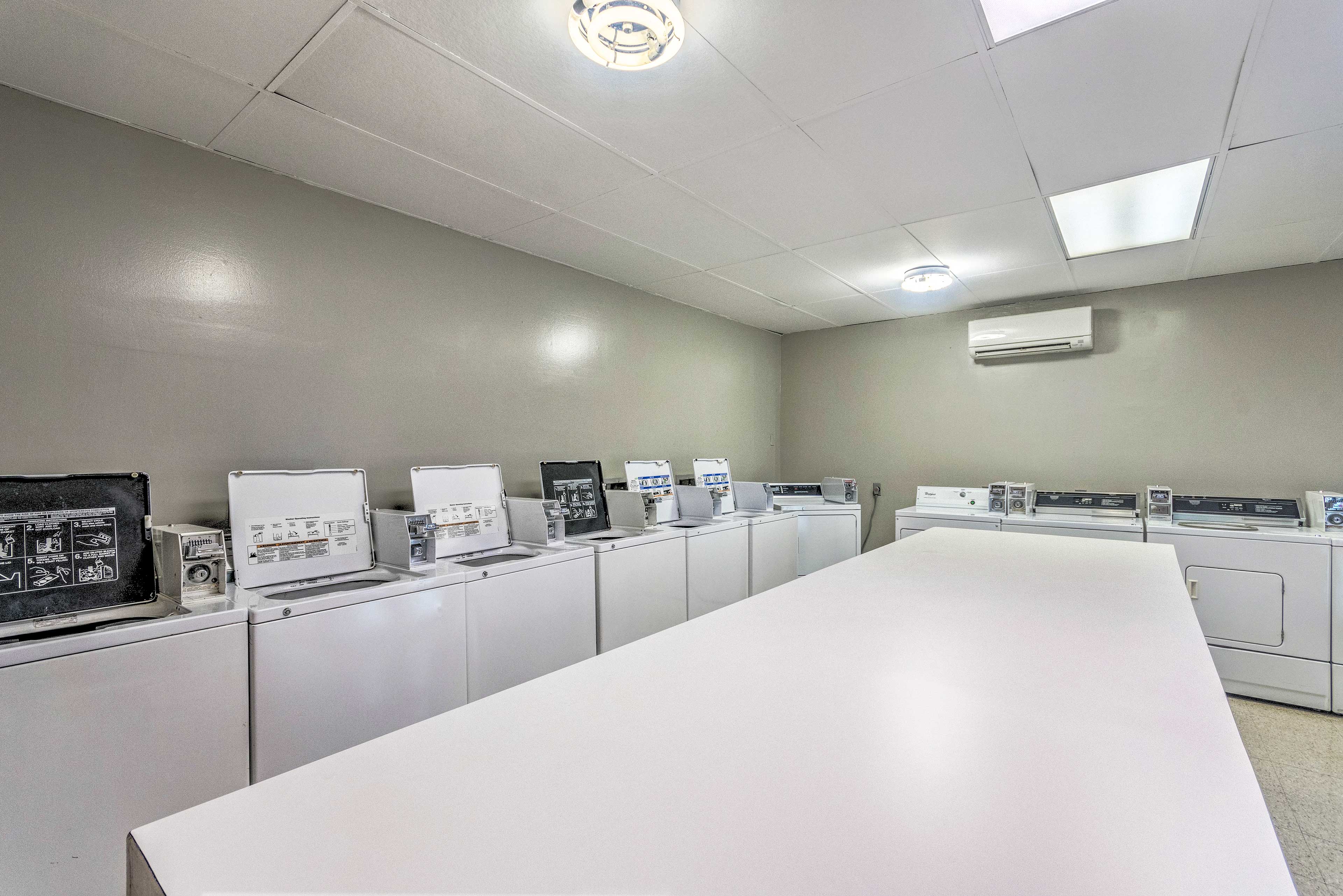 Beacon Manor Amenities | Coin Laundry