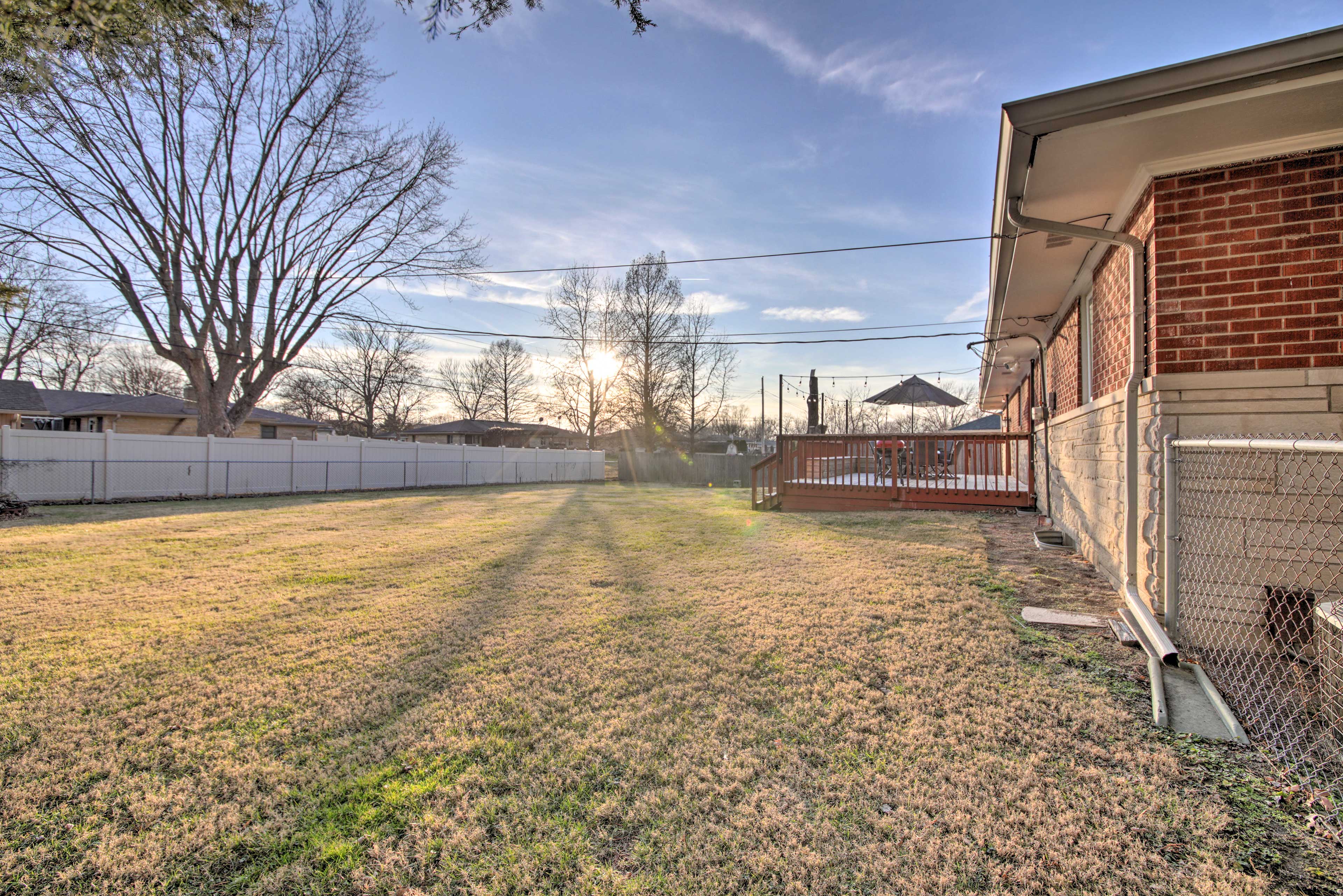 Home Exterior | Private Yard