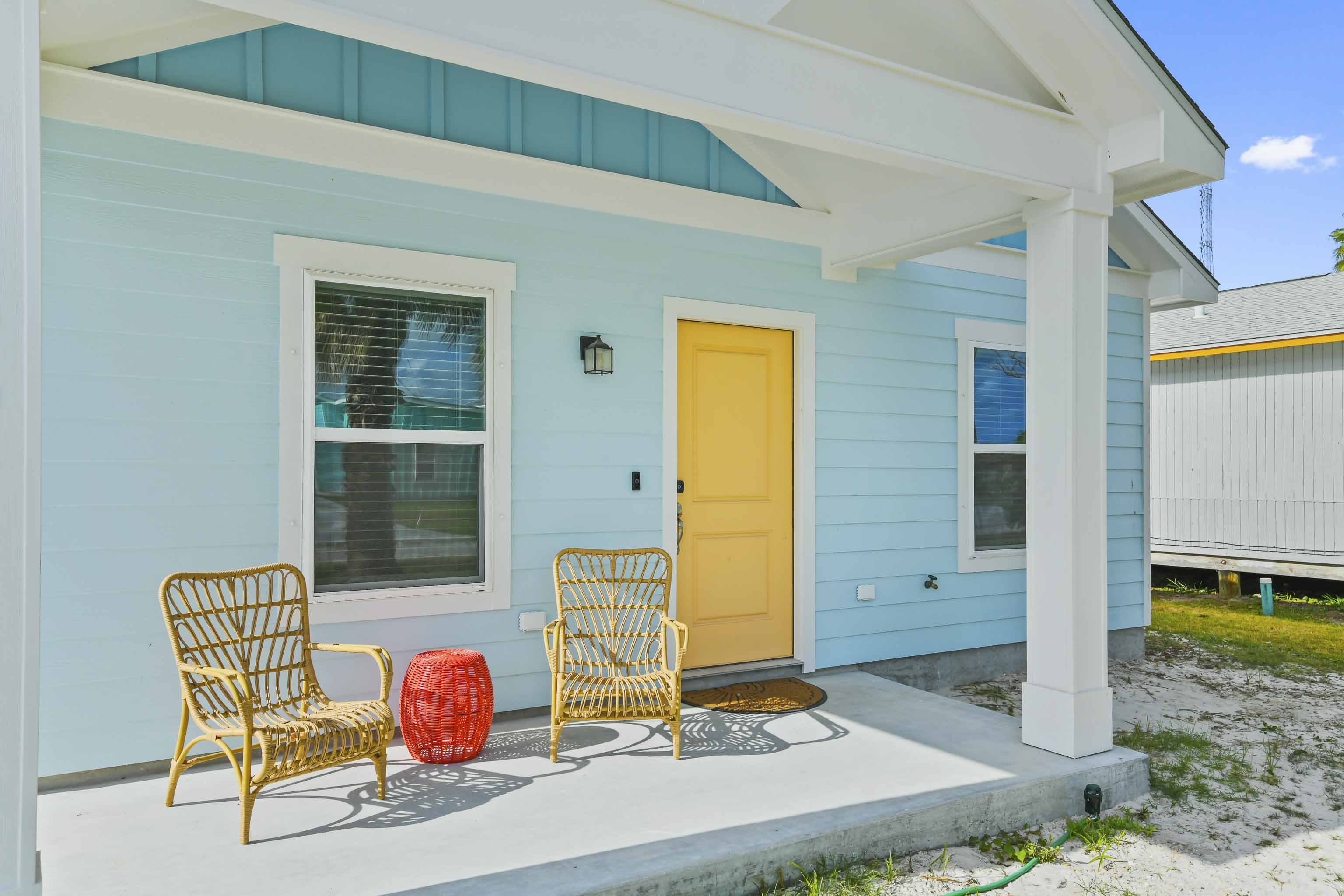 Rockport Vacation Rental | 2BR | 2BA | Stairs Required | 1,000 Sq Ft