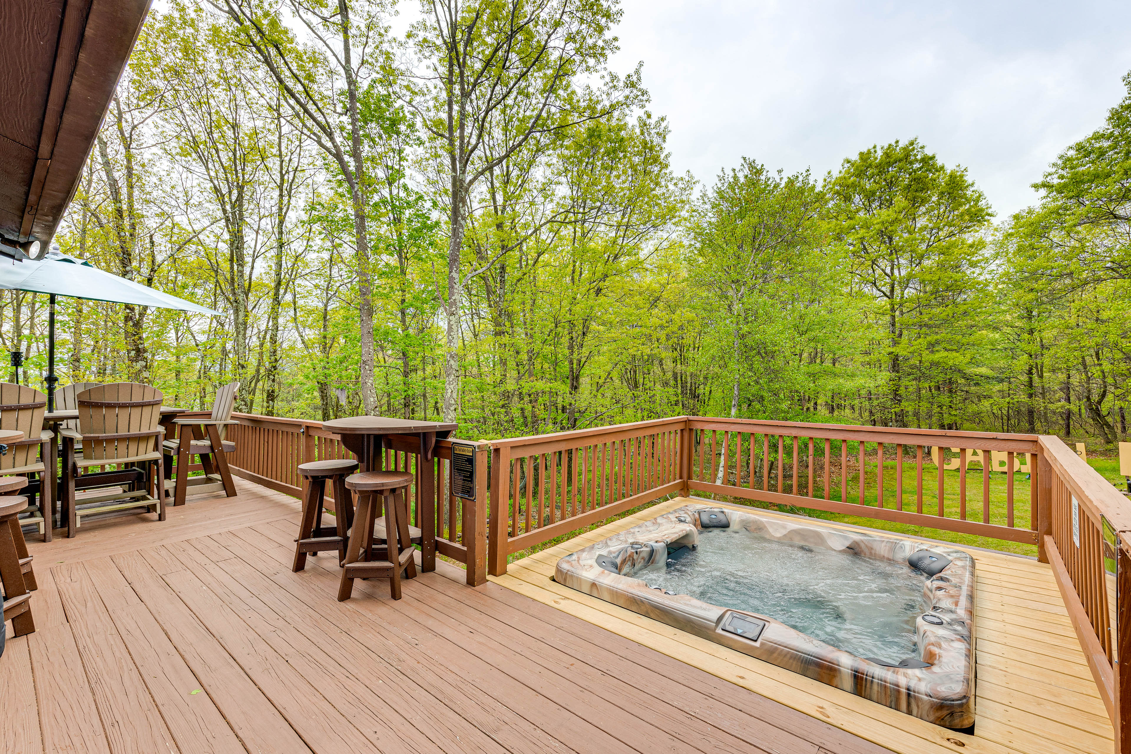 Furnished Deck | Private Hot Tub | Outdoor Dining | Spacious Yard