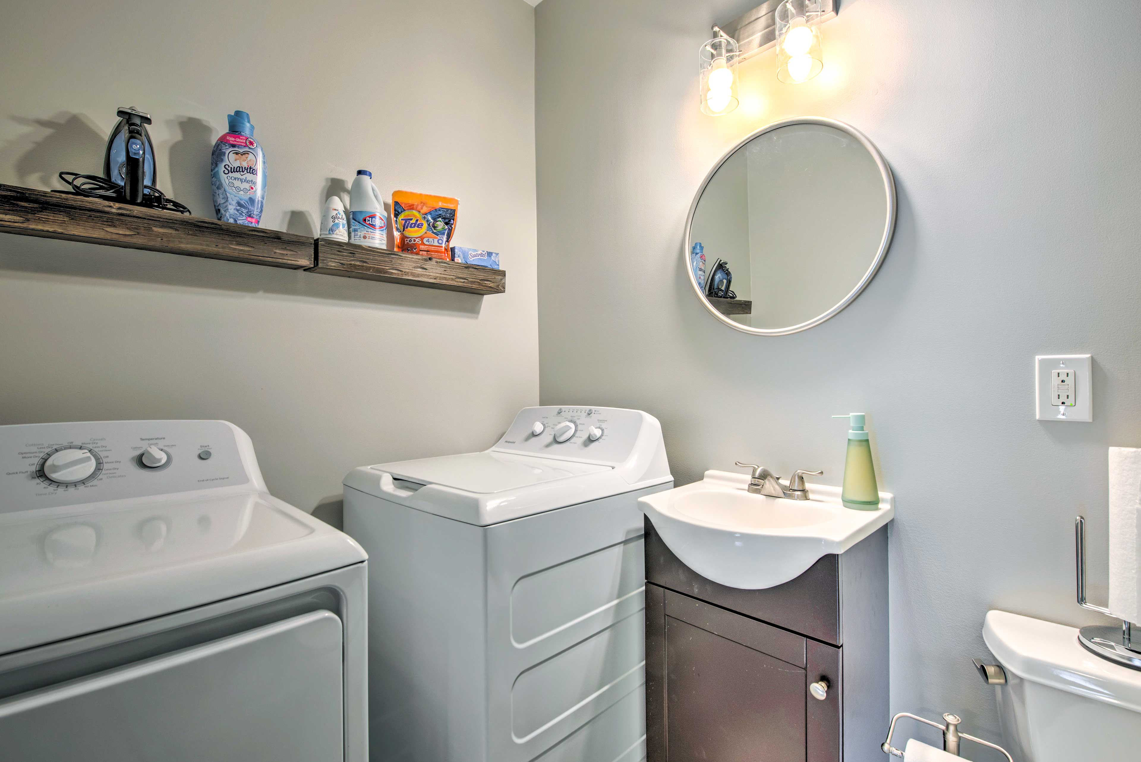 Bathroom | In-Unit Laundry | Complimentary Toiletries