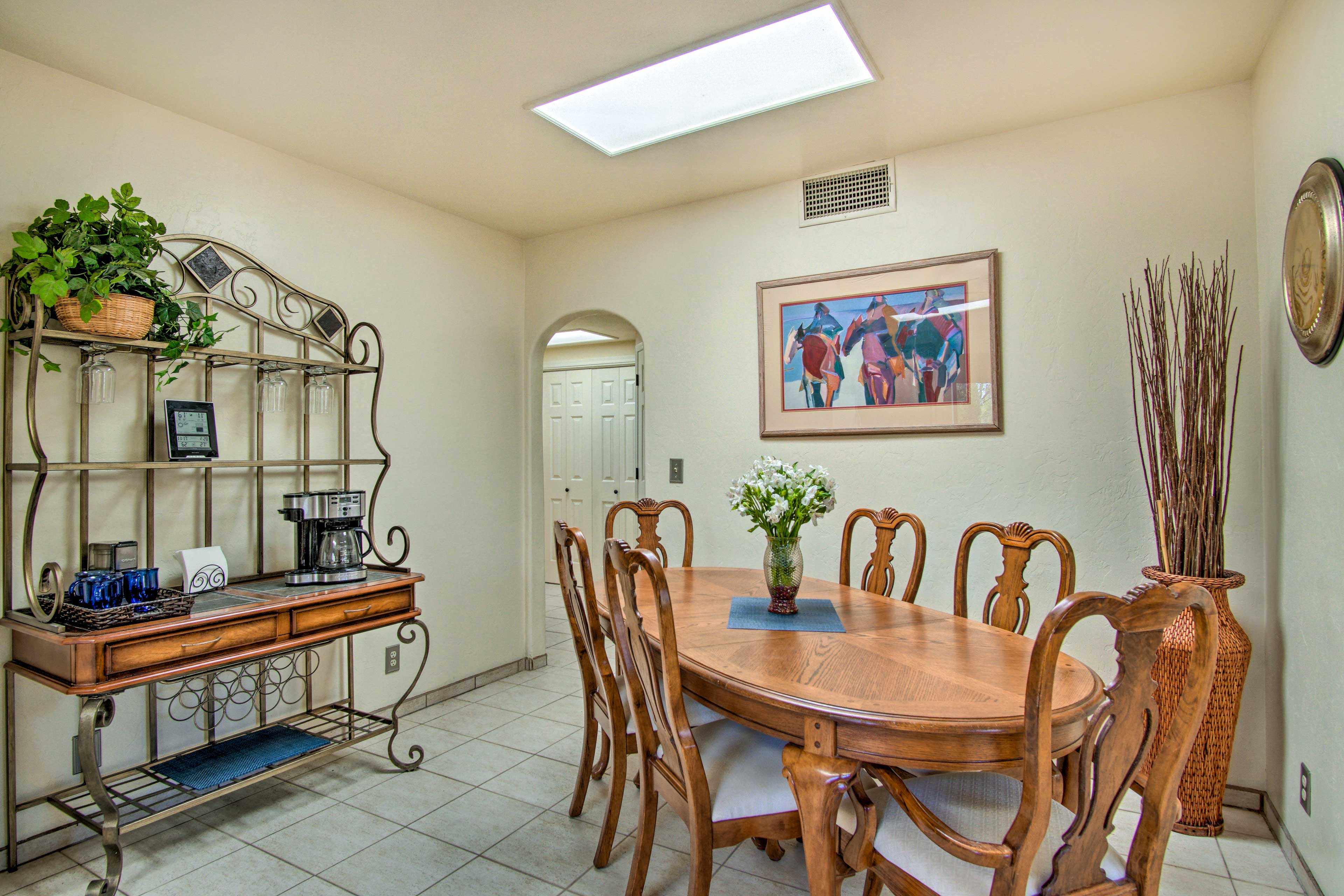 Dining Area | Dishware/Flatware