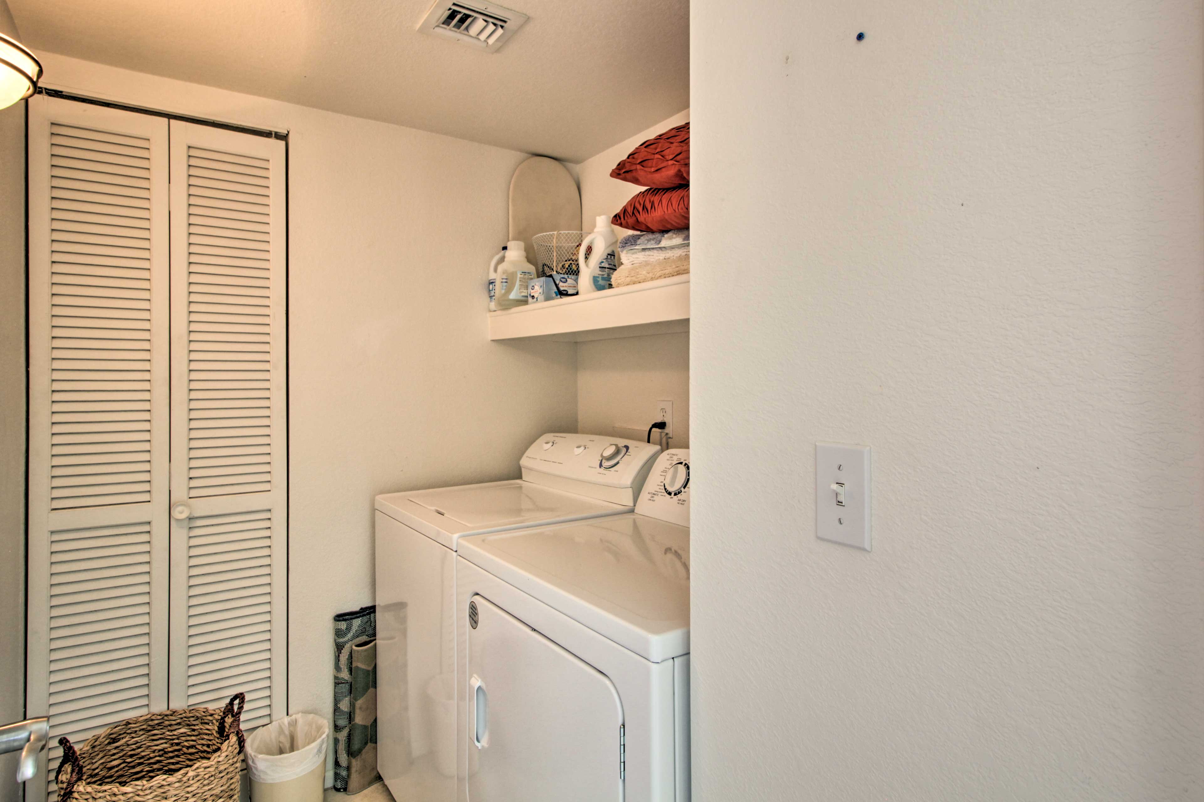 Laundry Room | Washer & Dryer