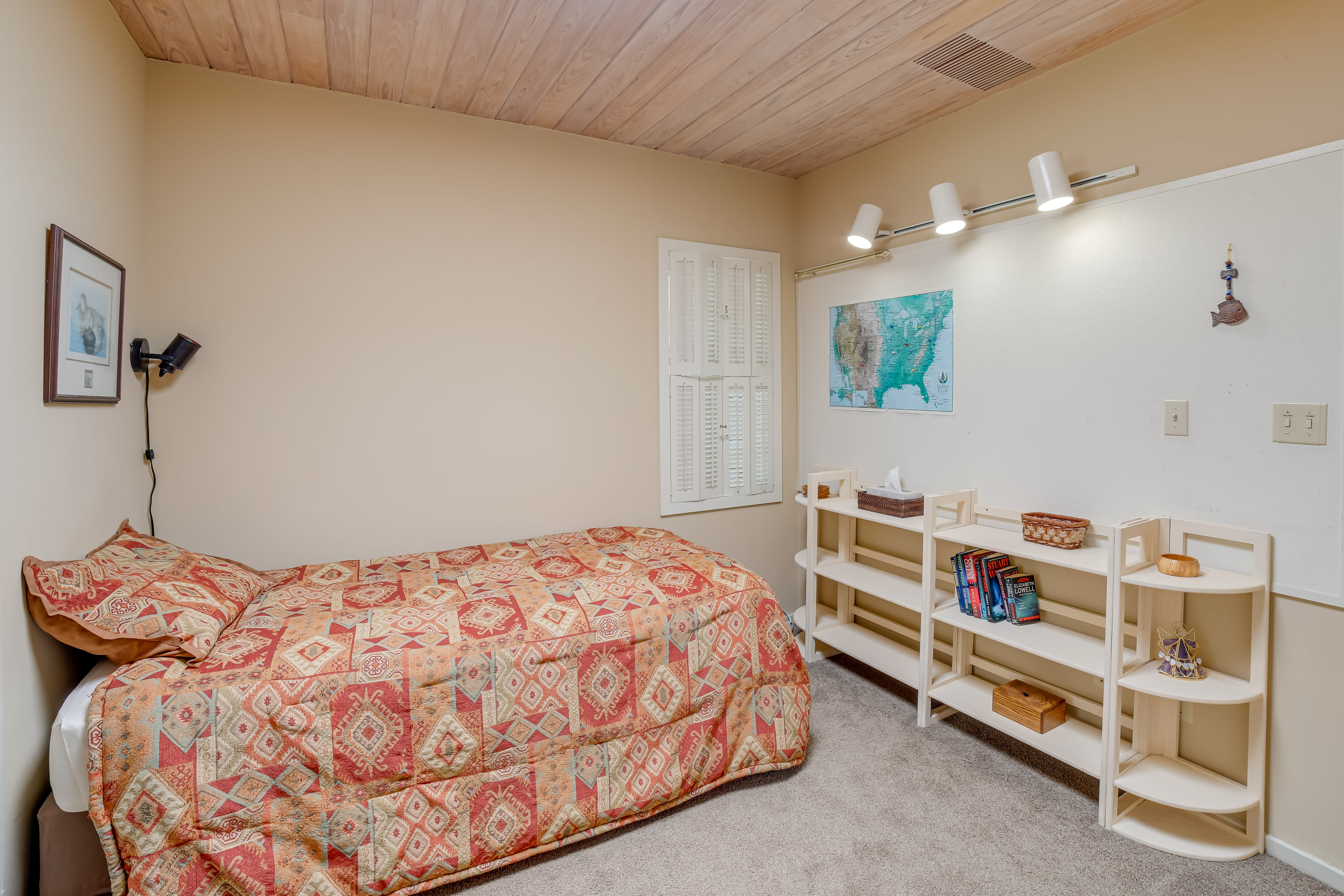 Bedroom 4 | Main Level | Twin Bed