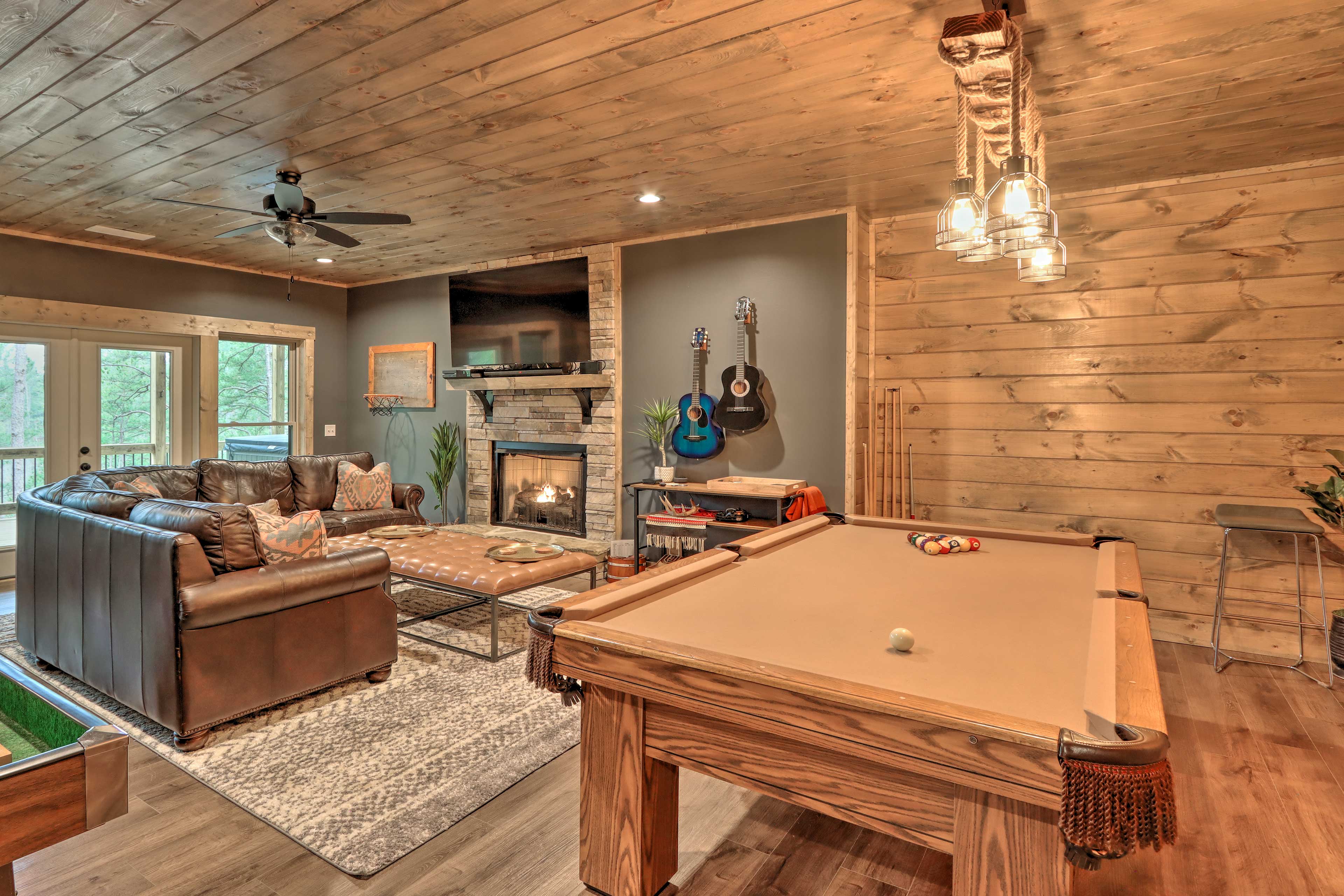 Game Room | Lower Level | Pool Table | Shuffleboard | Gas Fireplace | Smart TV