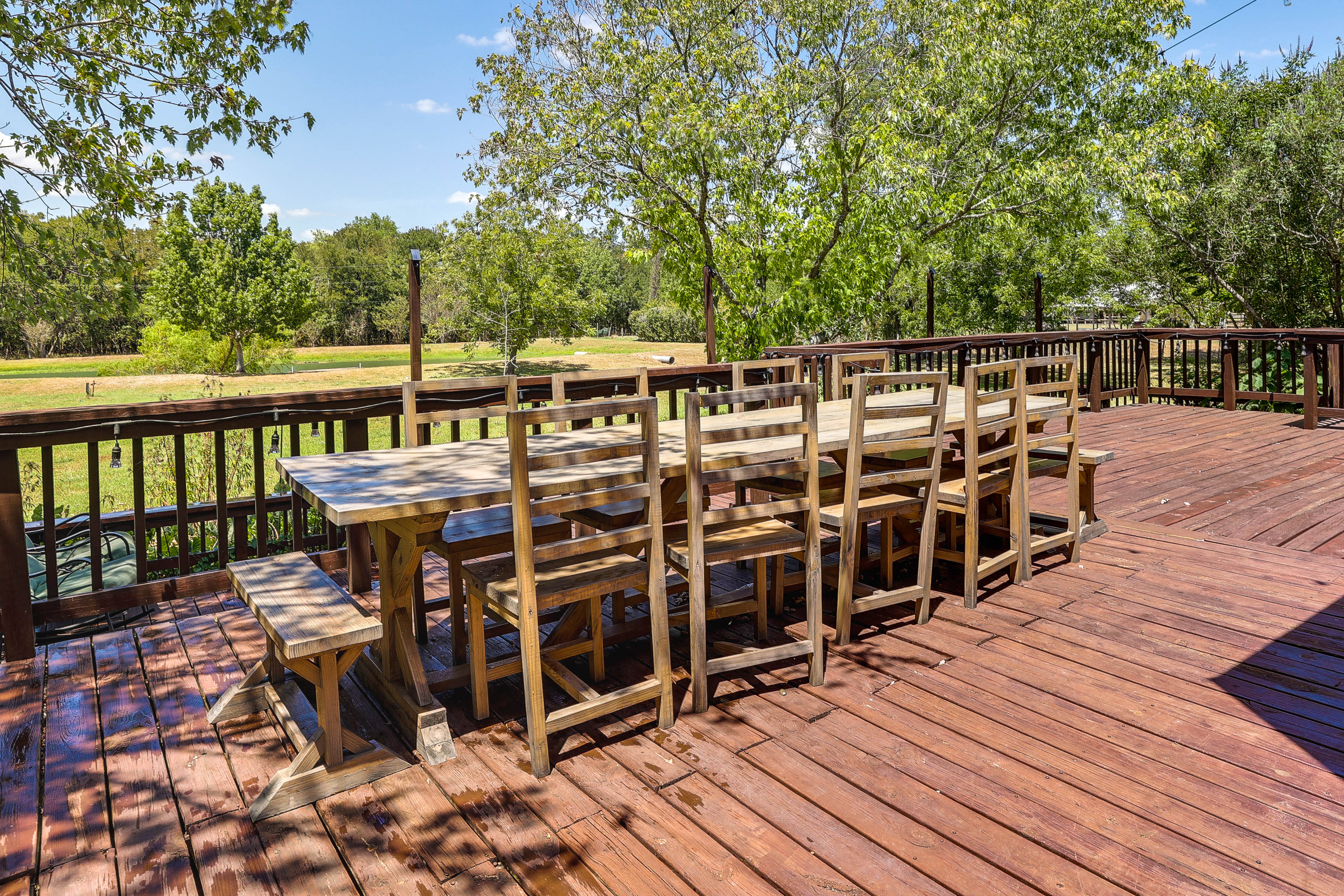 Deck | Outdoor Dining Area | String Lights | Lounge Furniture