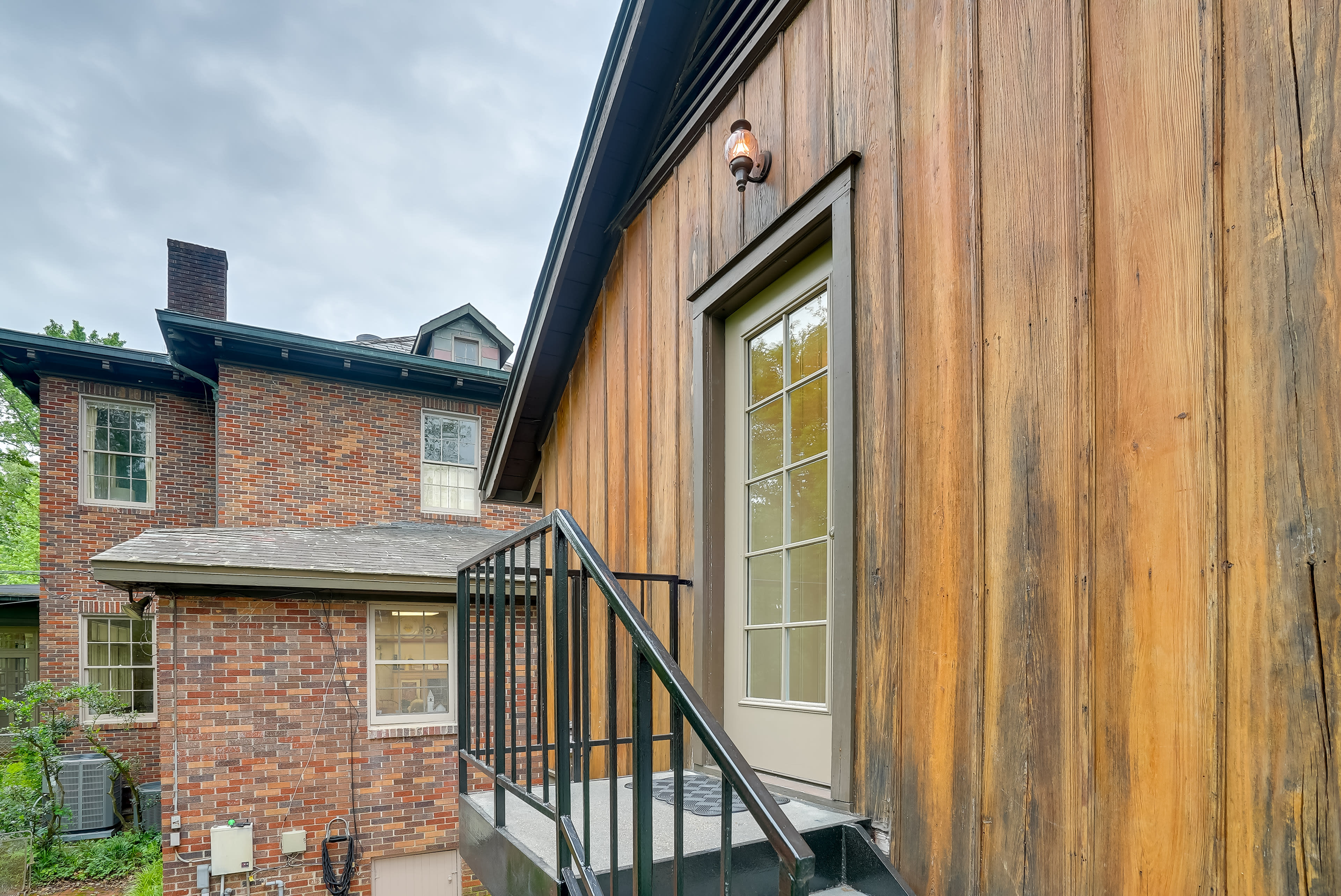 Unit Exterior | Private Entrance