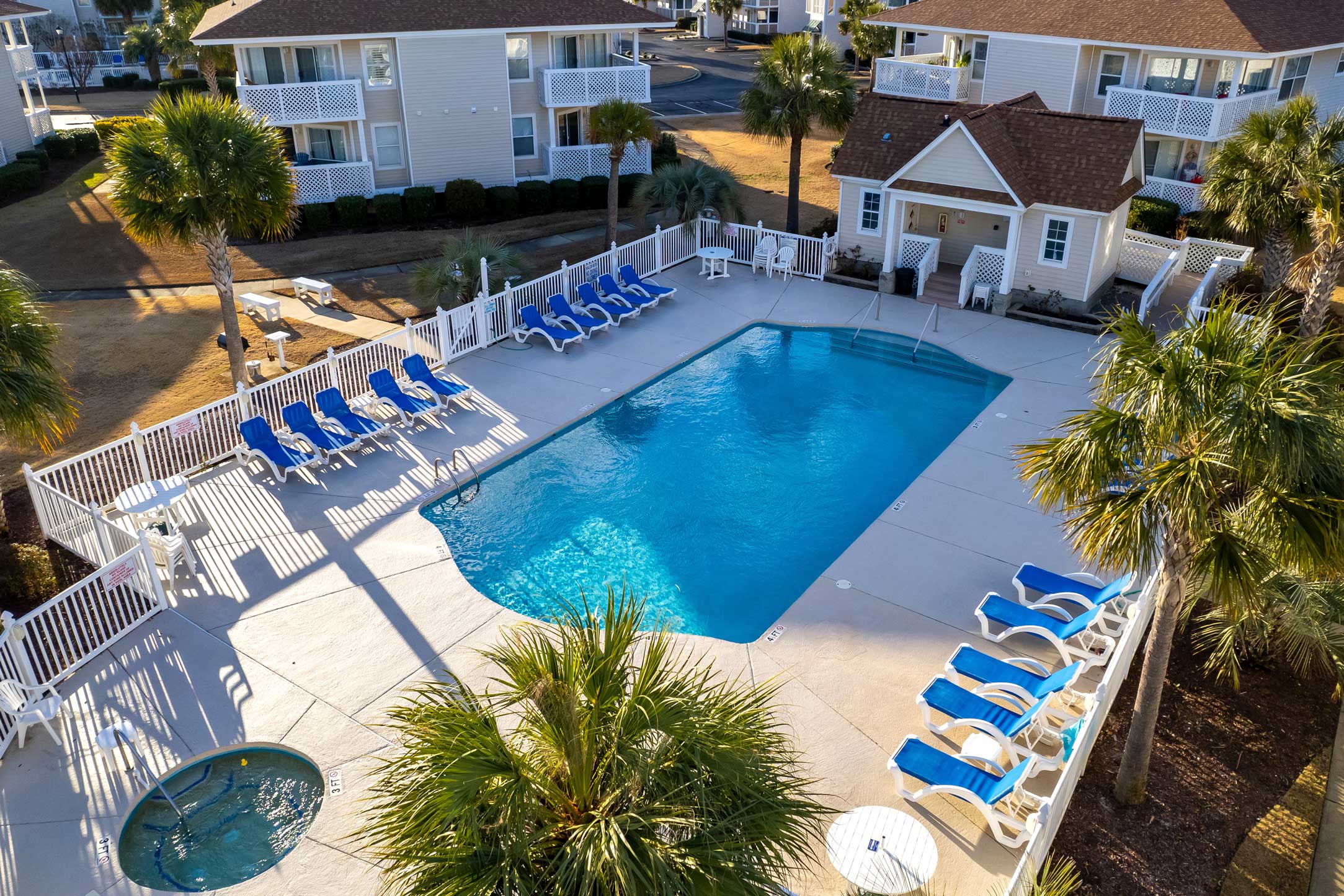 Community Amenities | Outdoor Pool & Hot Tub