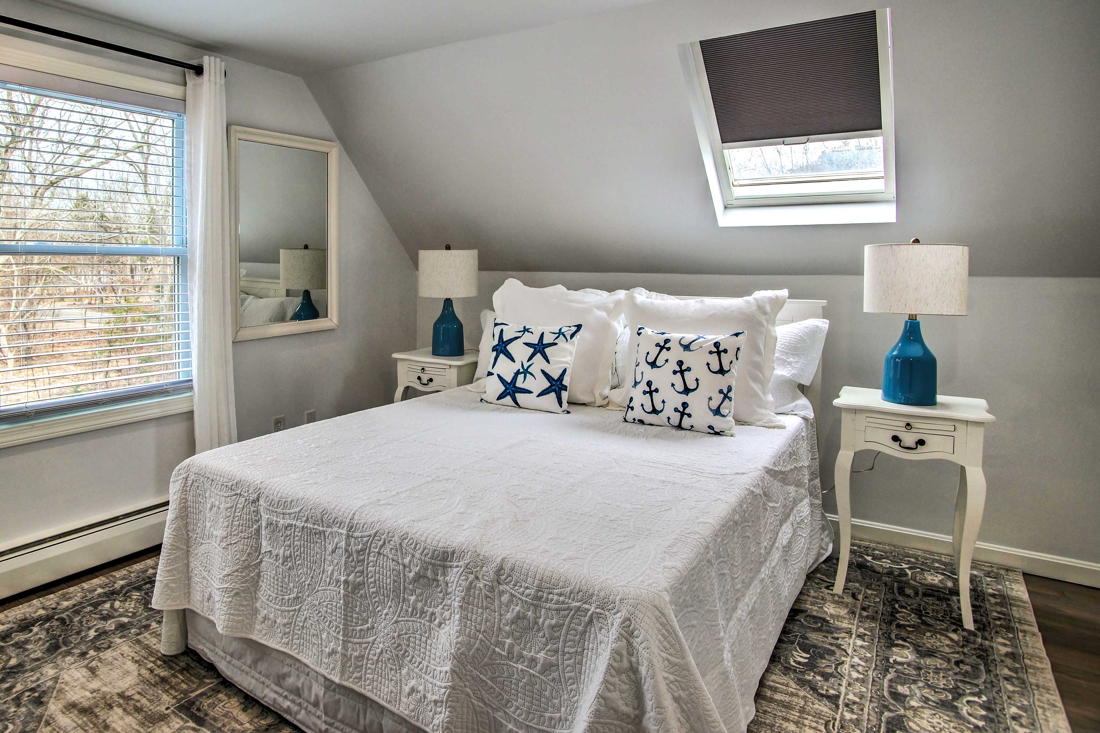 Bedroom 3 | Queen Bed w/ Twin Trundle Bed